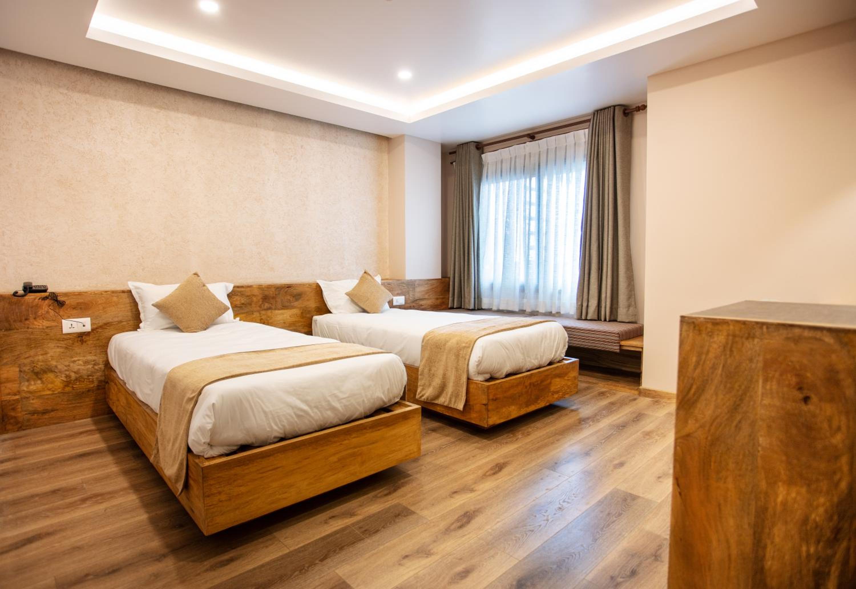 Deluxe Double or Twin Room with Balcony
