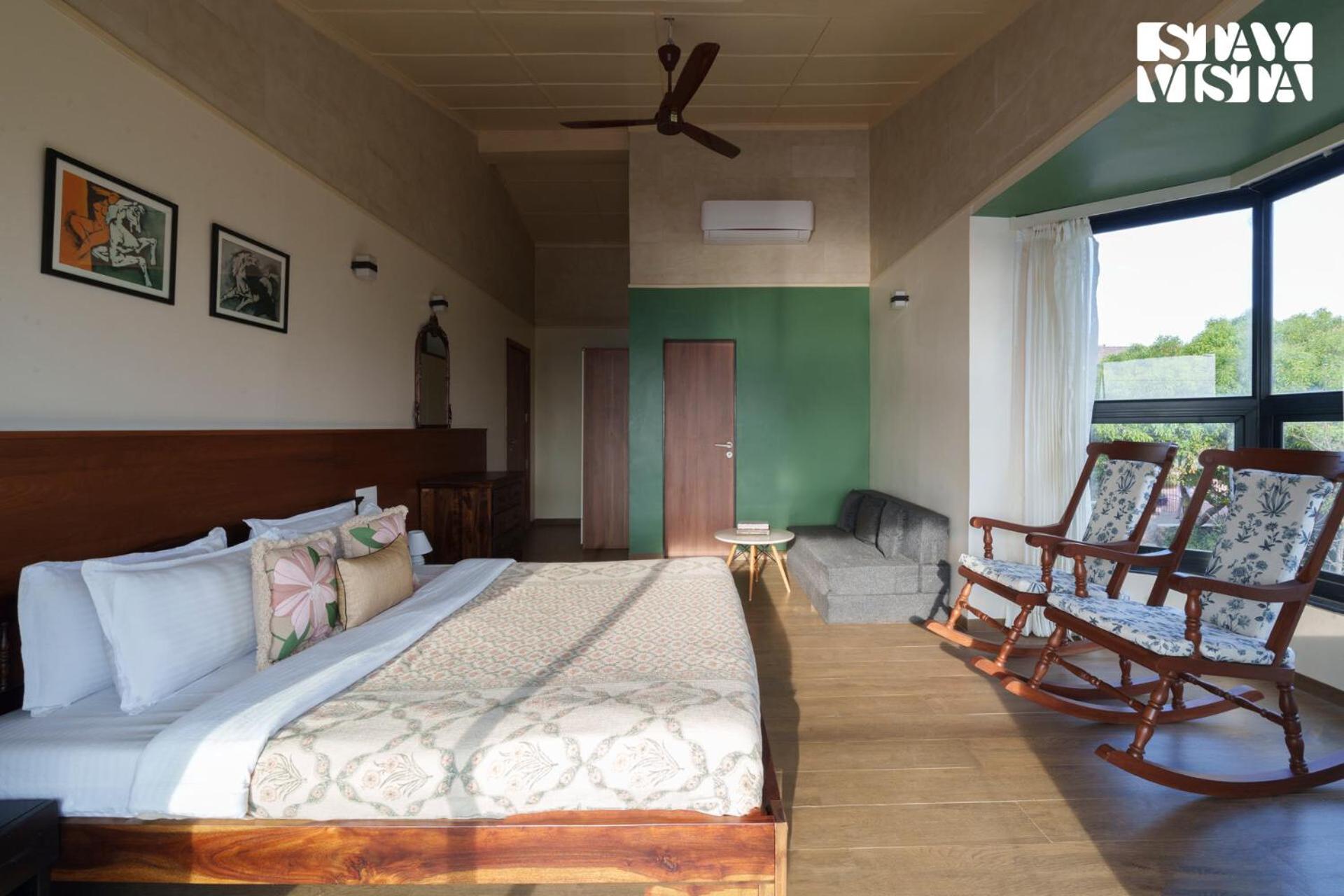 Villa photo 3