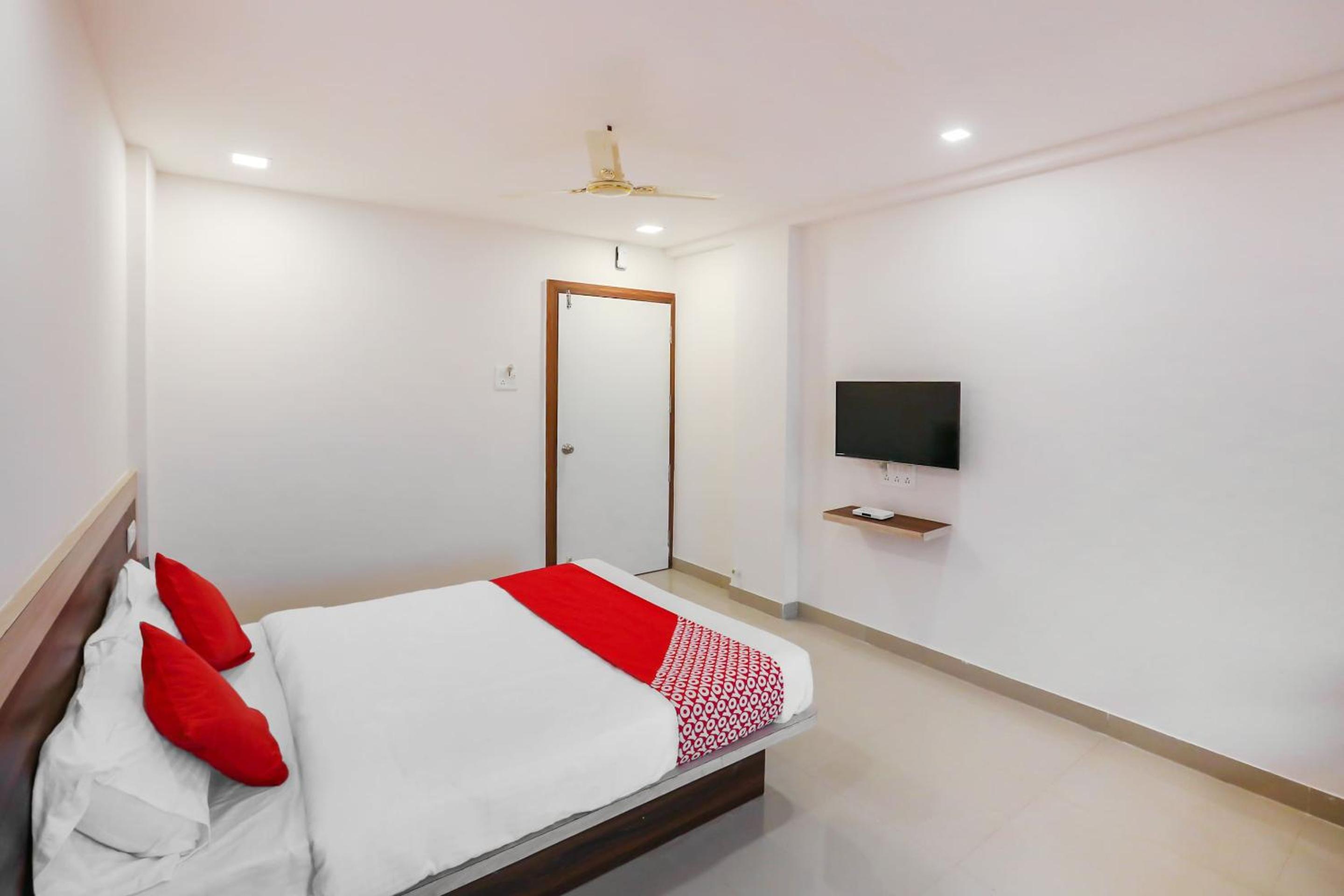 Classic Triple Room photo 1