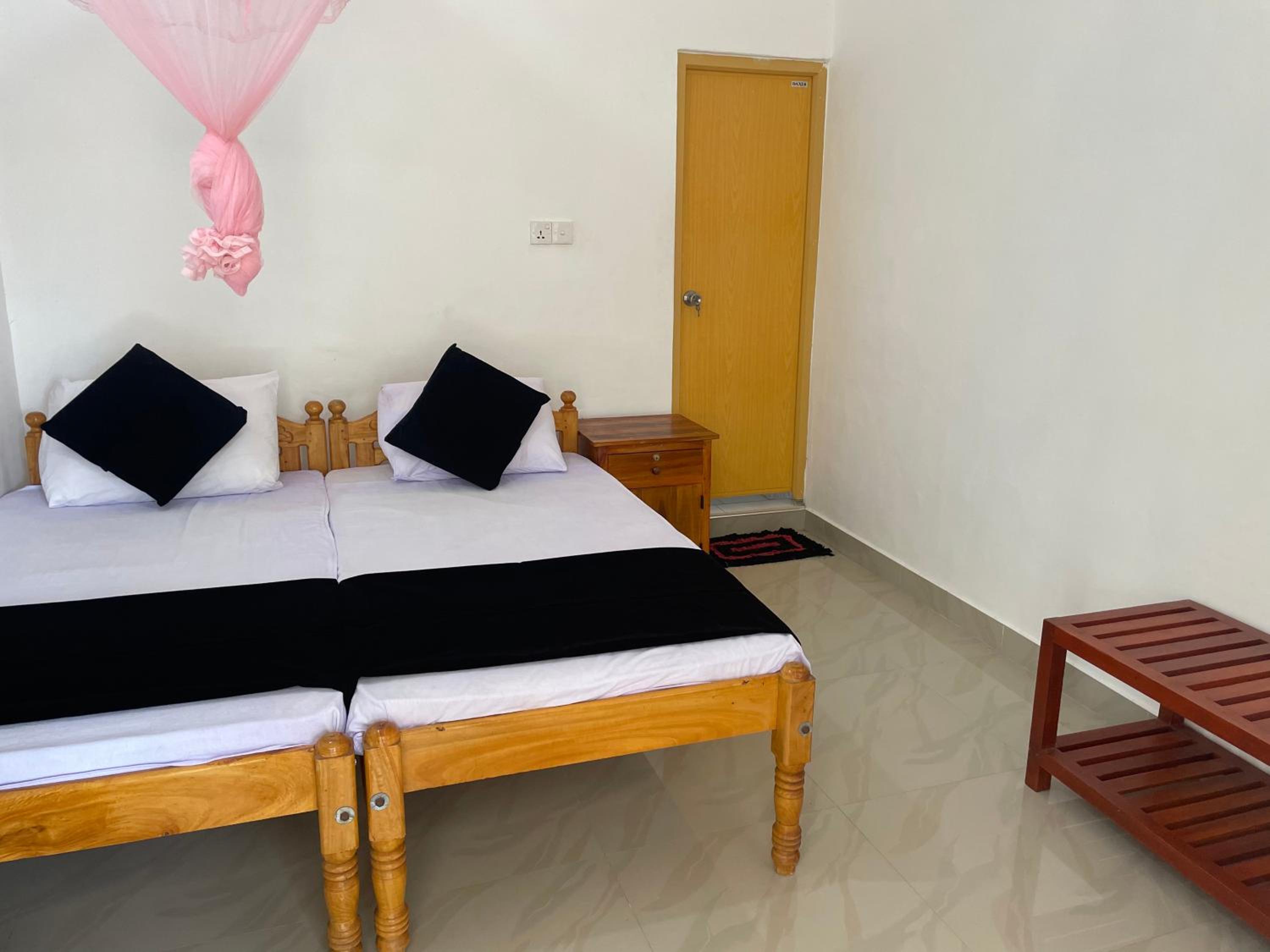 Standard Double Or Twin Room With Garden View photo 2