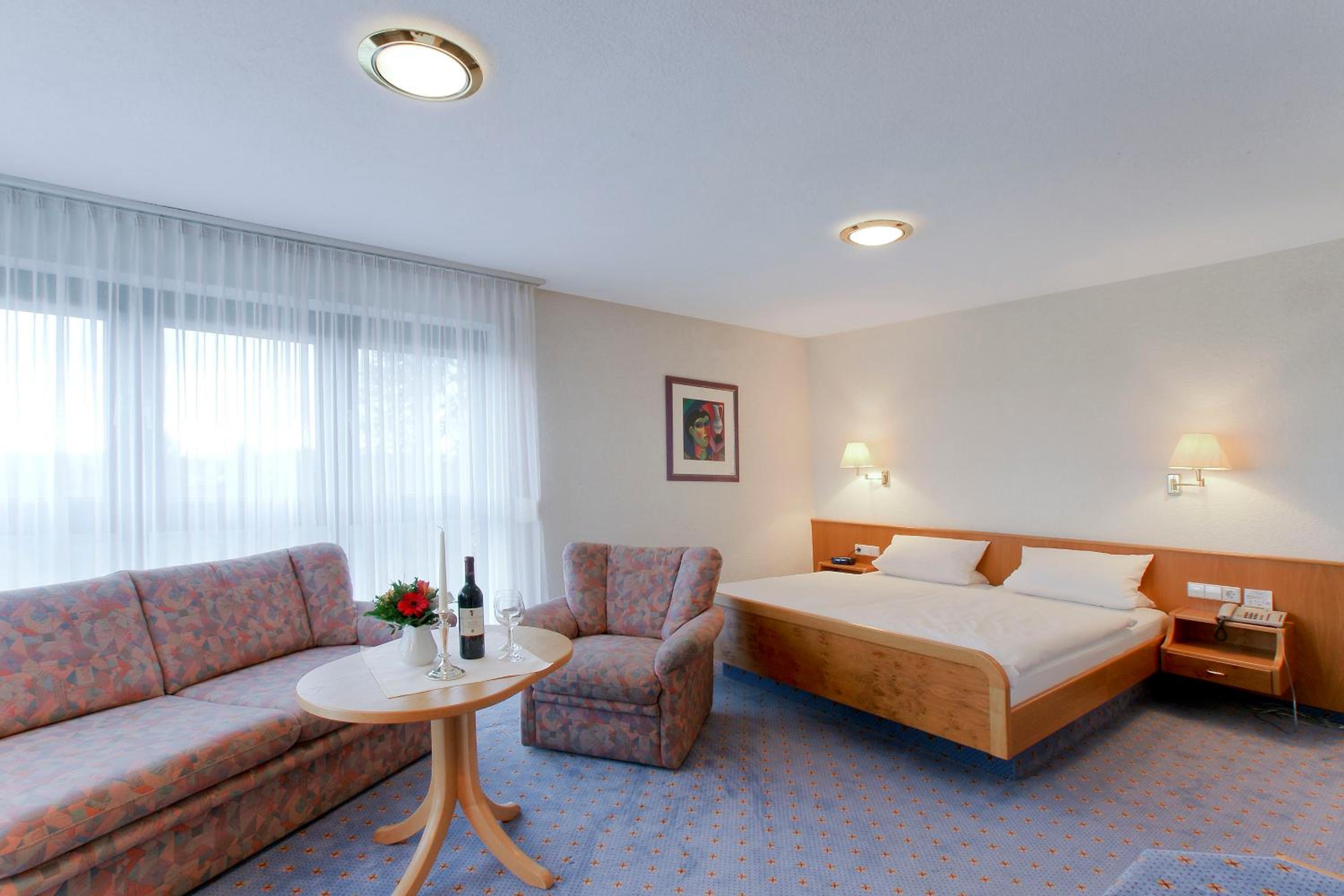 Spacious Double Room - Photo 4