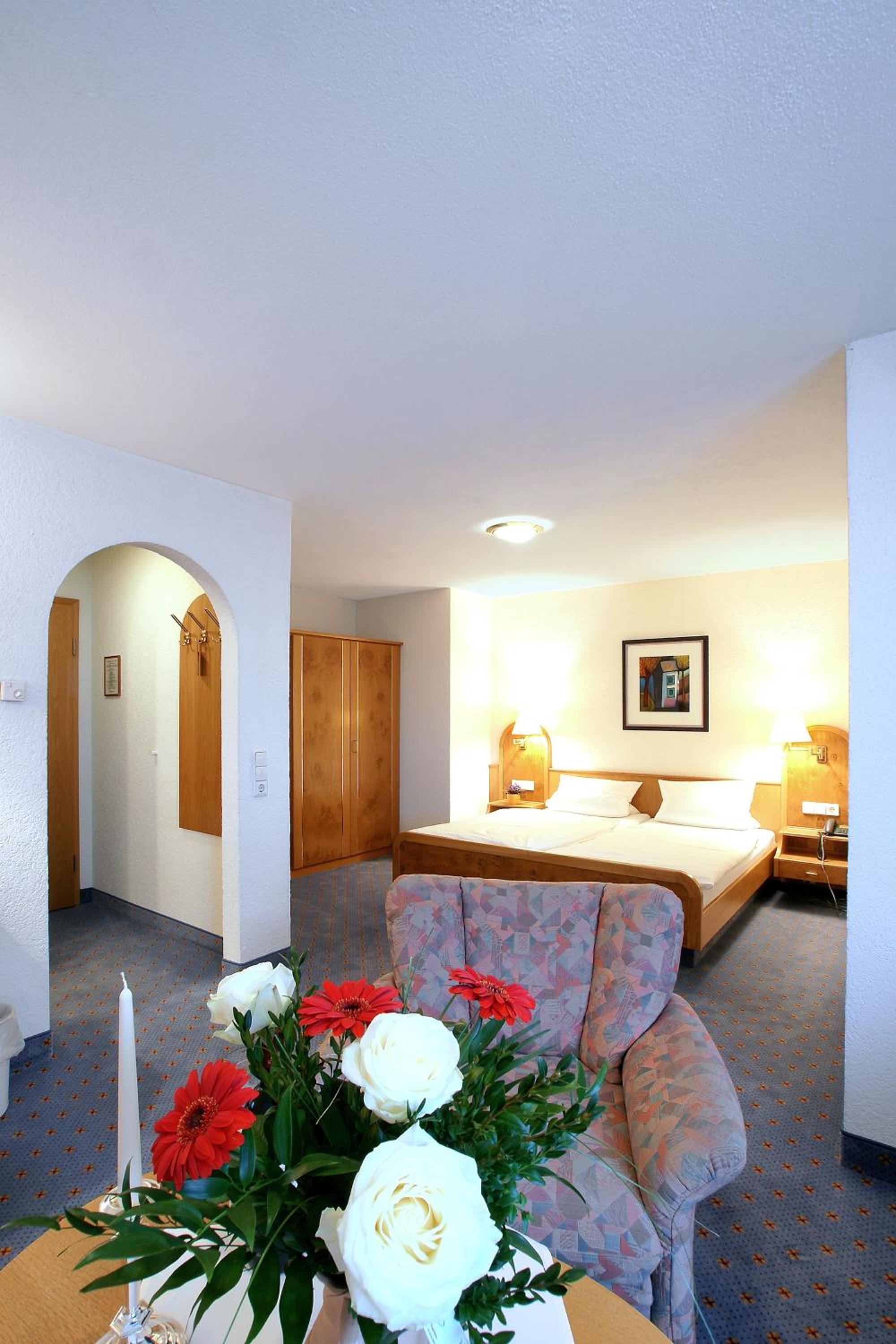 Spacious Double Room - Photo 3