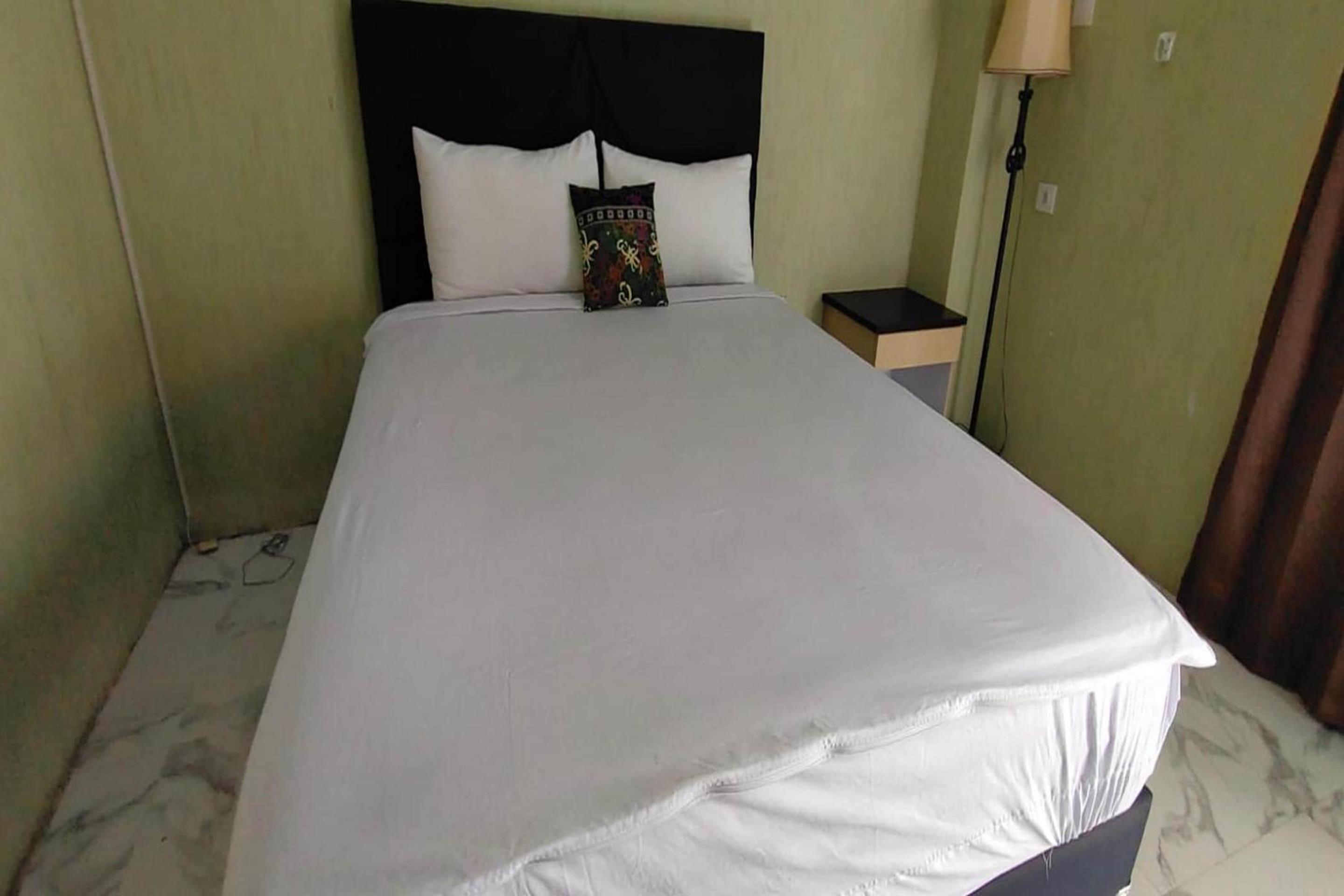 Standard Double Room - Photo 4