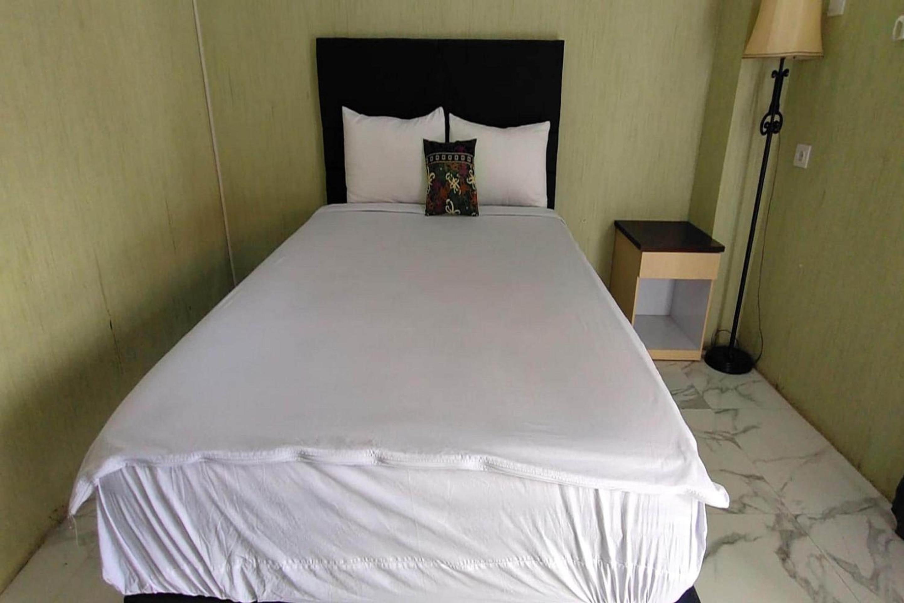 Standard Double Room - Photo 2