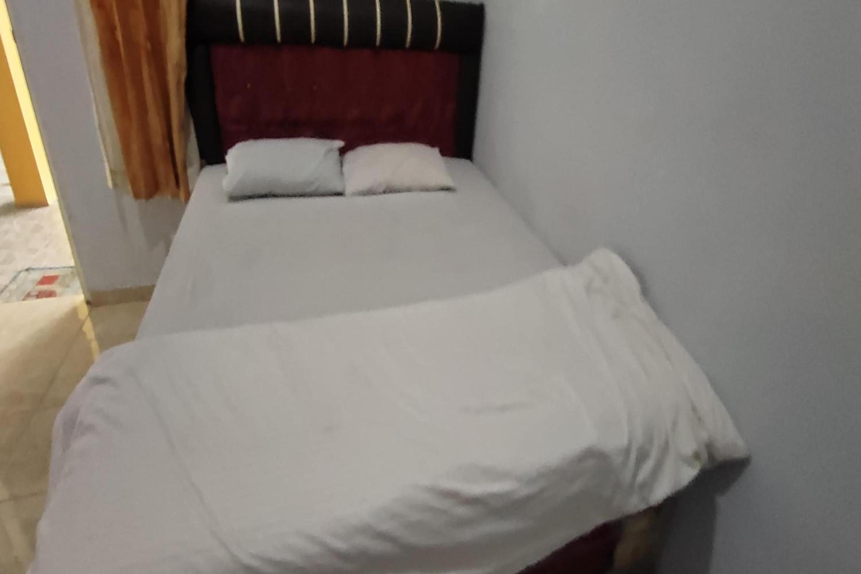 Standard Double Room - Photo 13