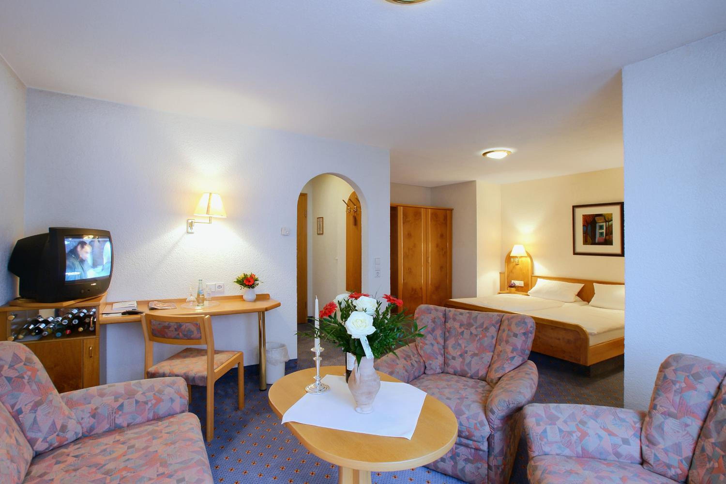 Spacious Double Room - Photo 5
