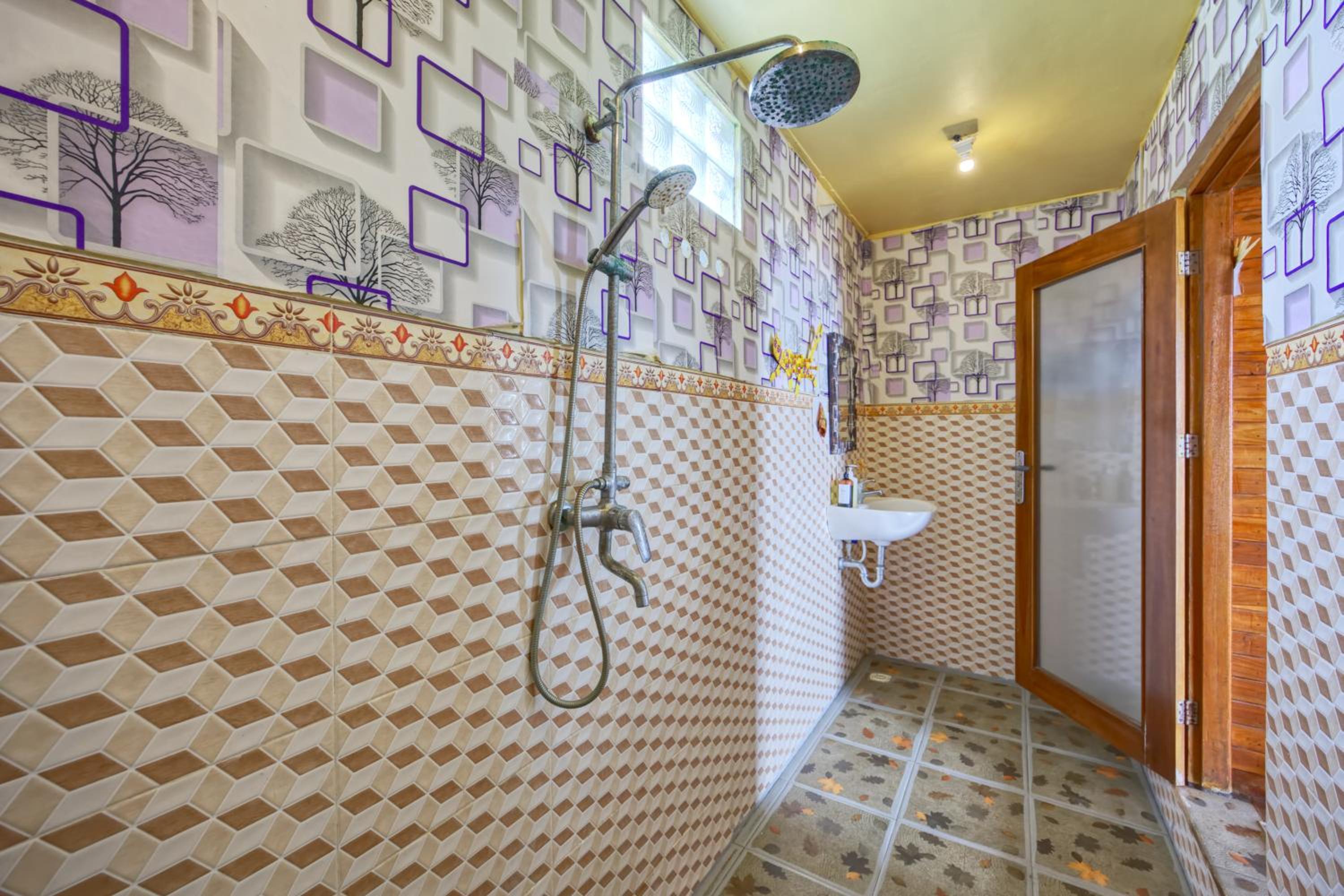 Deluxe Double Room with Balcony and Sea View - Photo 5