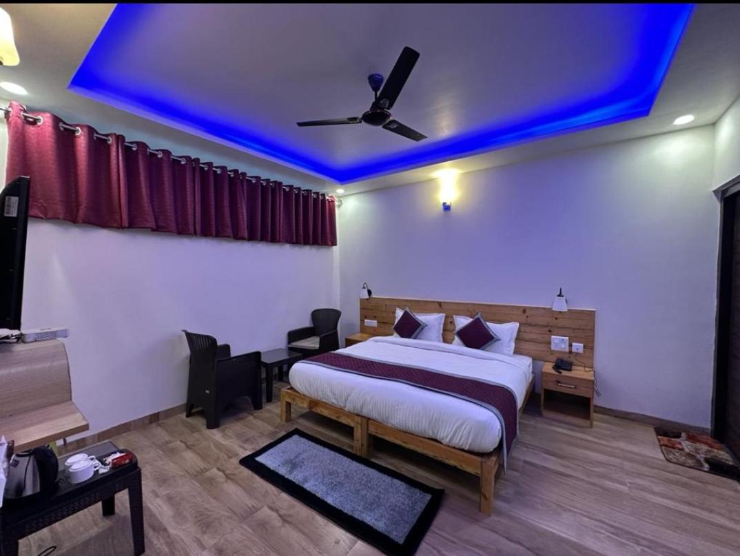 Superior King Room photo 3