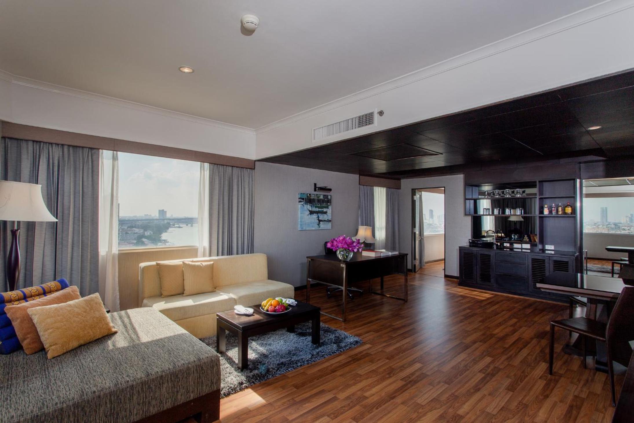 Deluxe Two-Bedroom Royal Suite