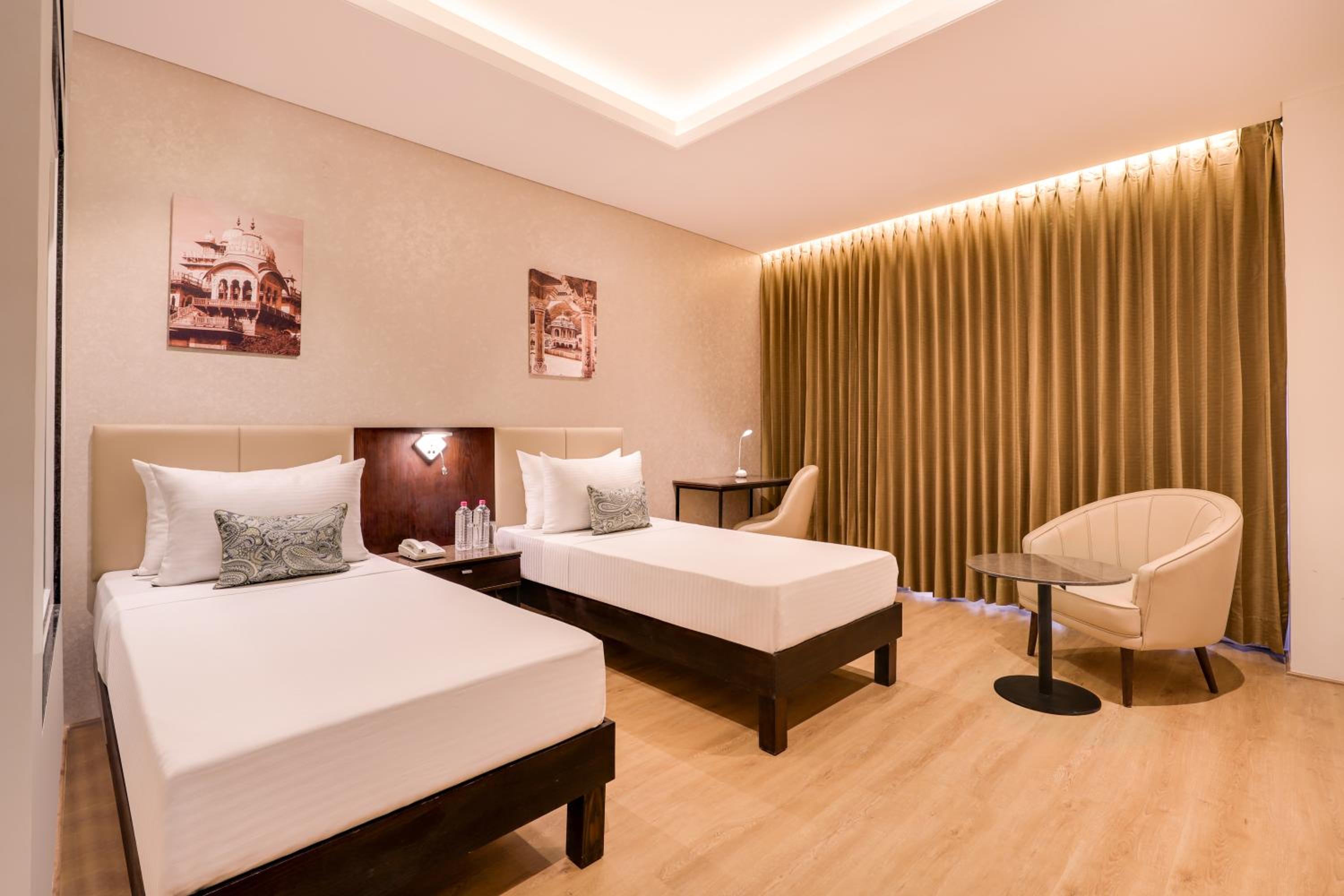 Superior Twin Room - Photo 6