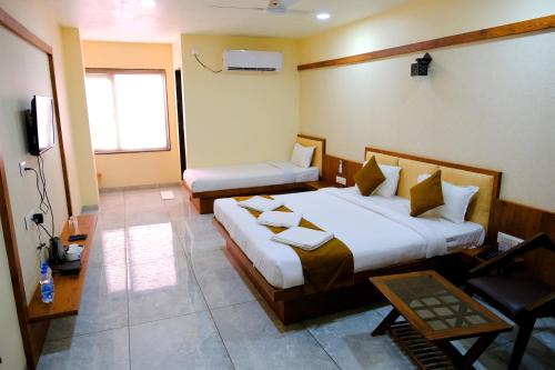 Deluxe Triple Room photo 3