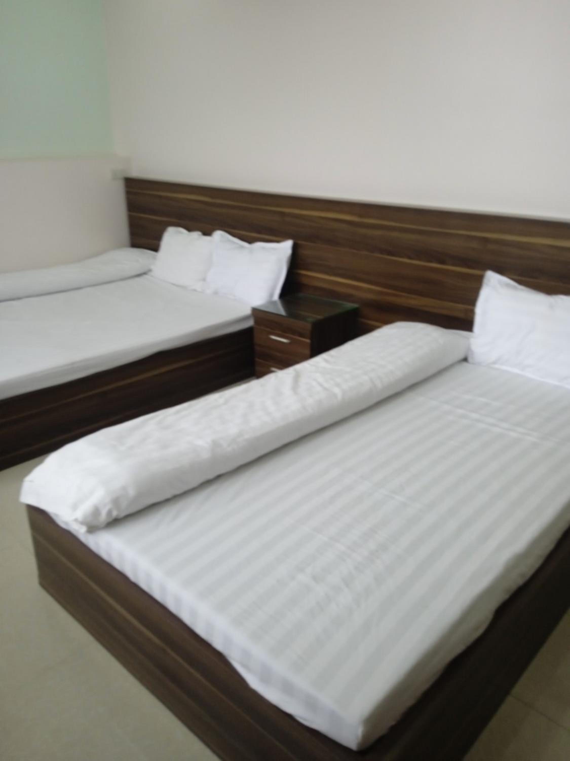 Triple Room - Photo 9