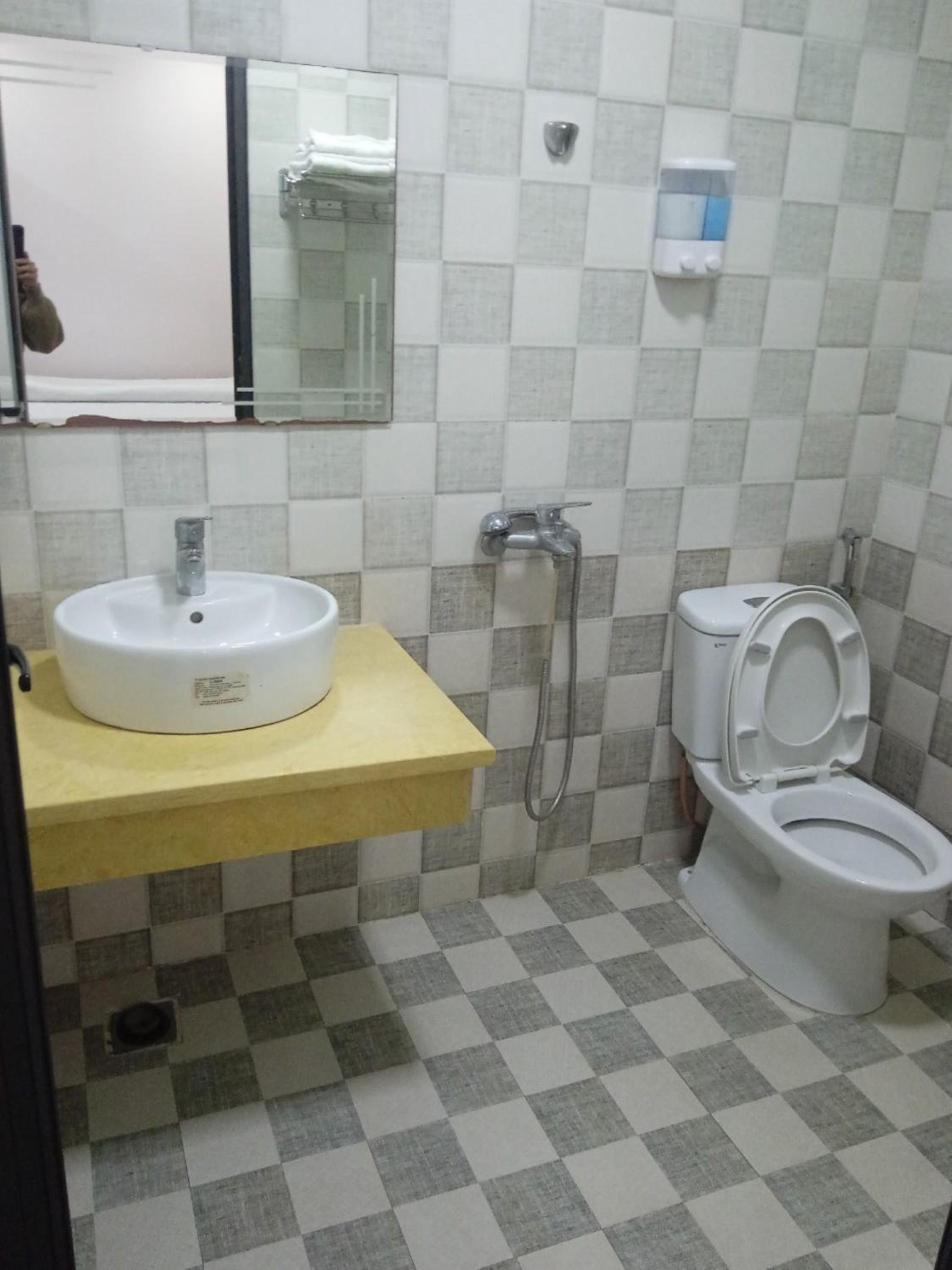 Double Room - Photo 5