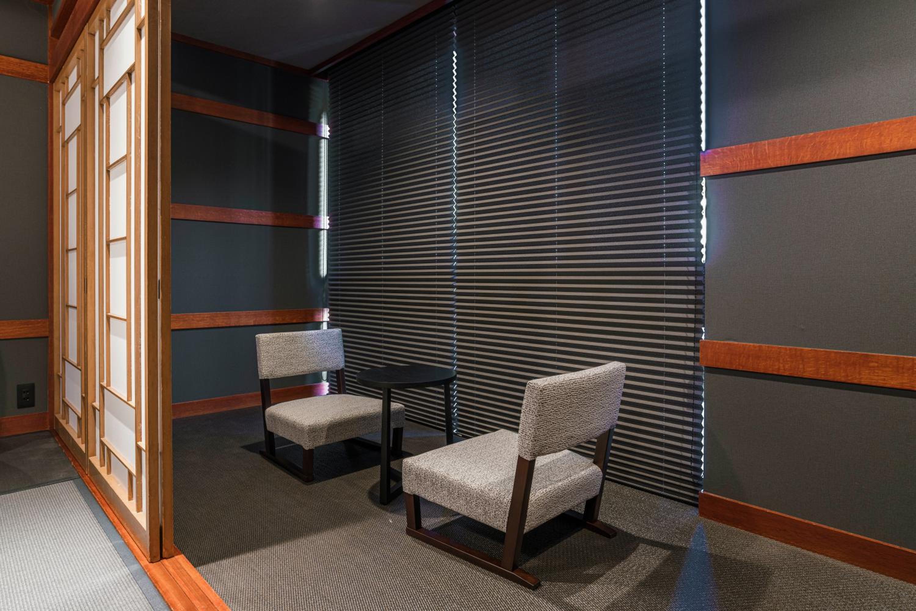 Japanese-Western Style Room (Breakfast and Large Crab Hot Pot Dinner Included)