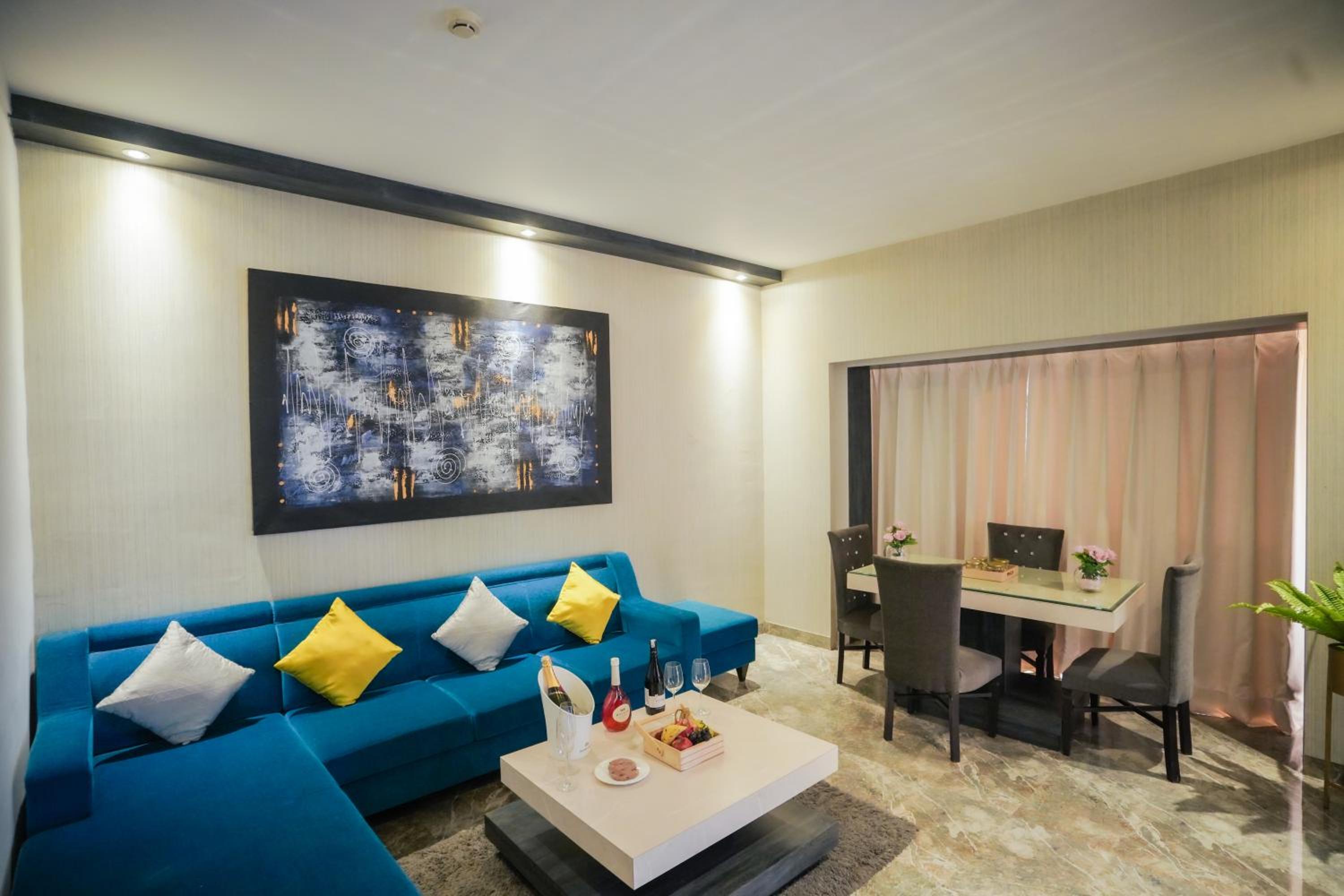 Suite with City View