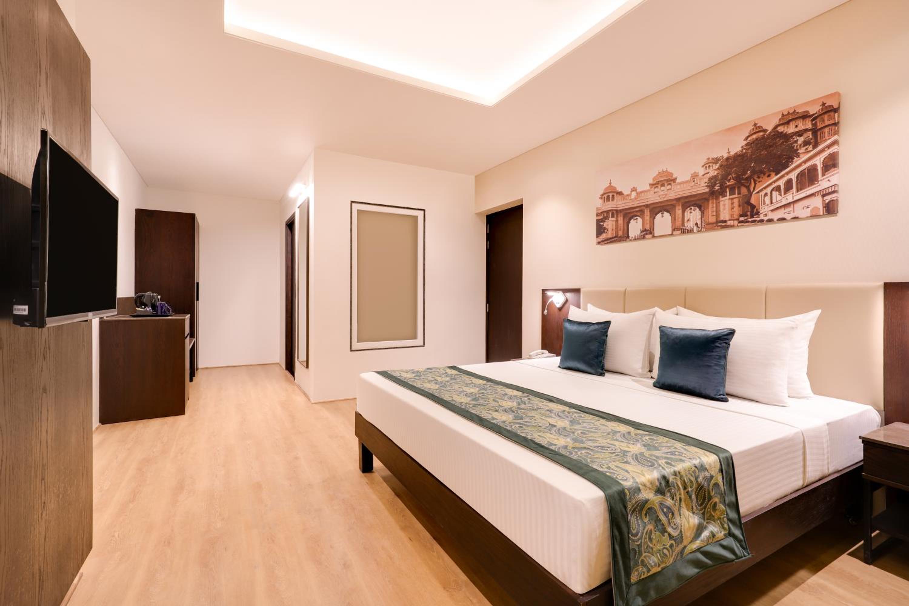 Standard Suite - Photo 9