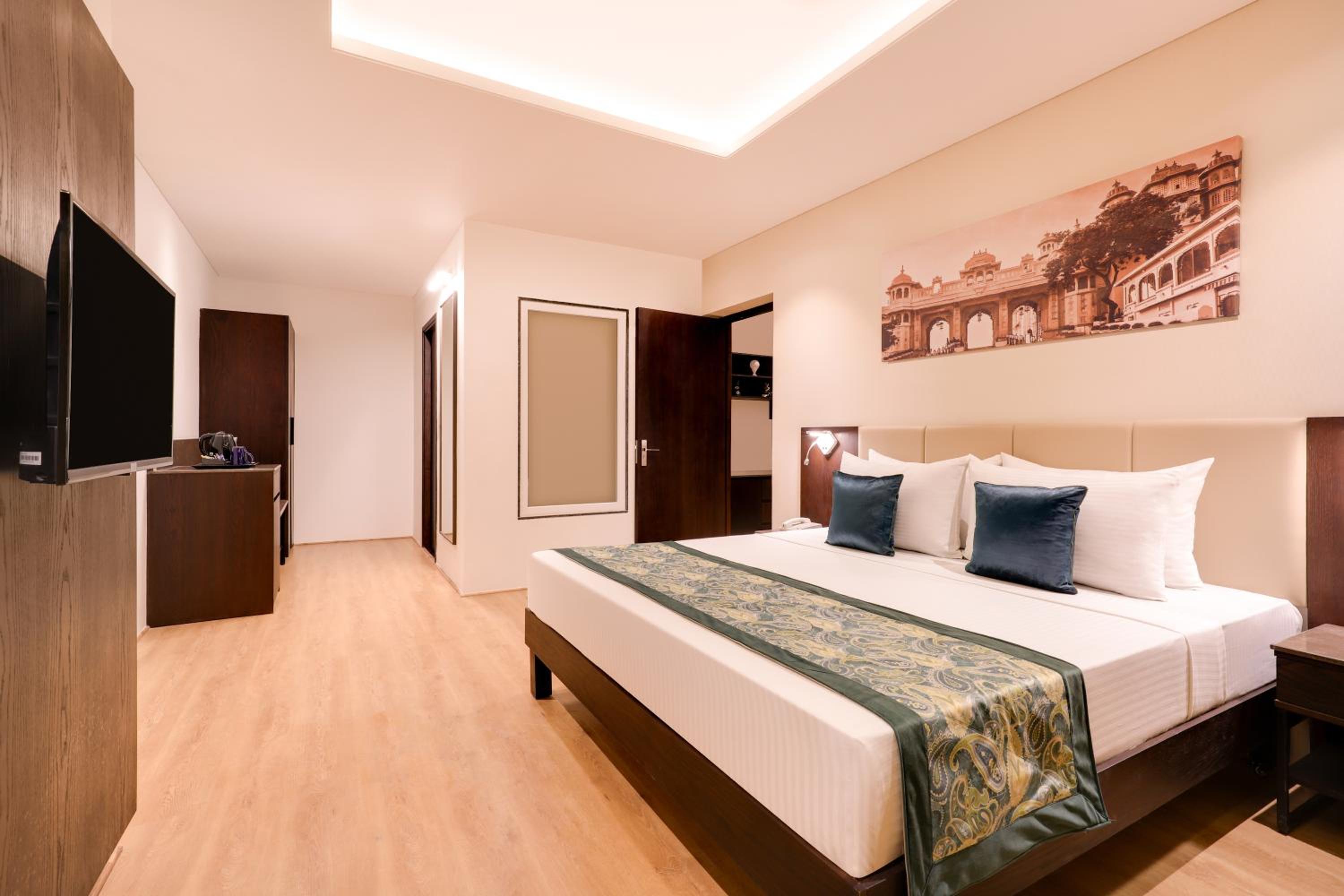Standard Suite - Photo 7