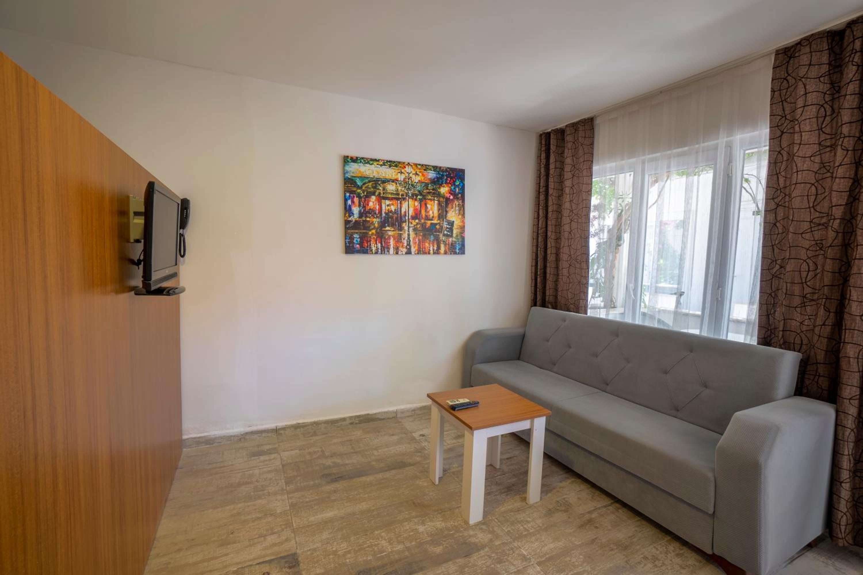 Vierbettzimmer mit Balkon