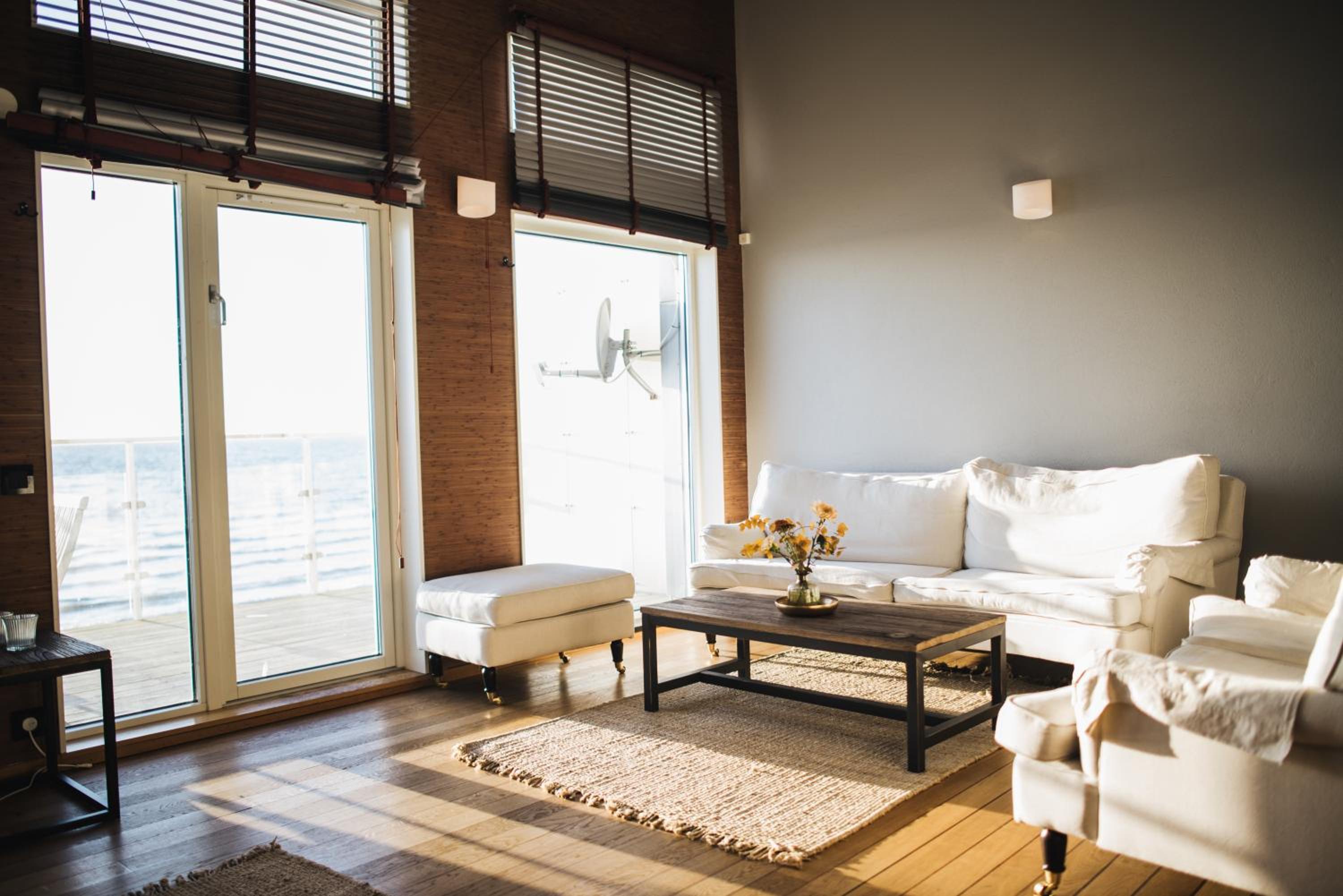 Apartment with Sea View - Photo 1