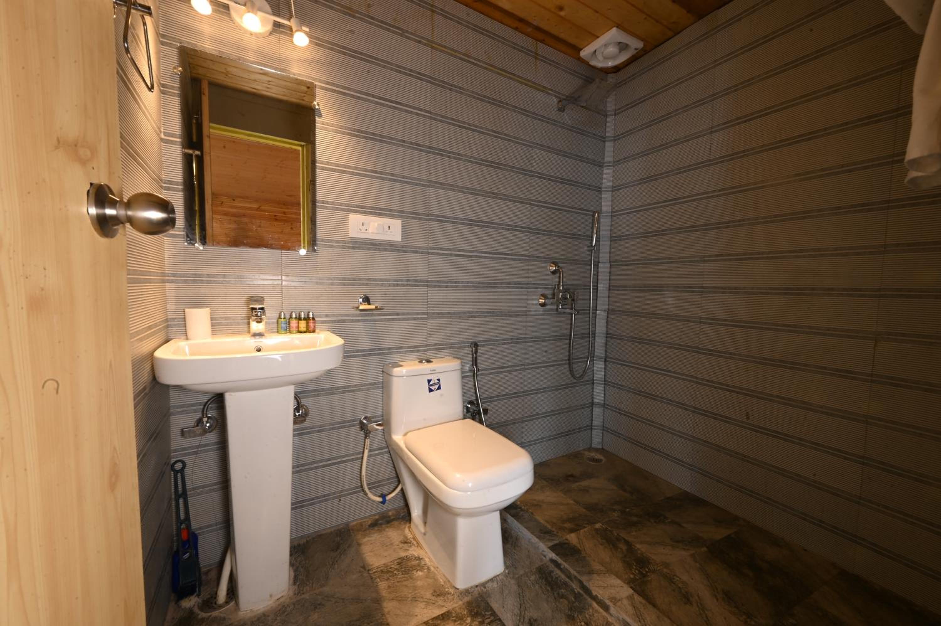One-Bedroom Villa photo 2