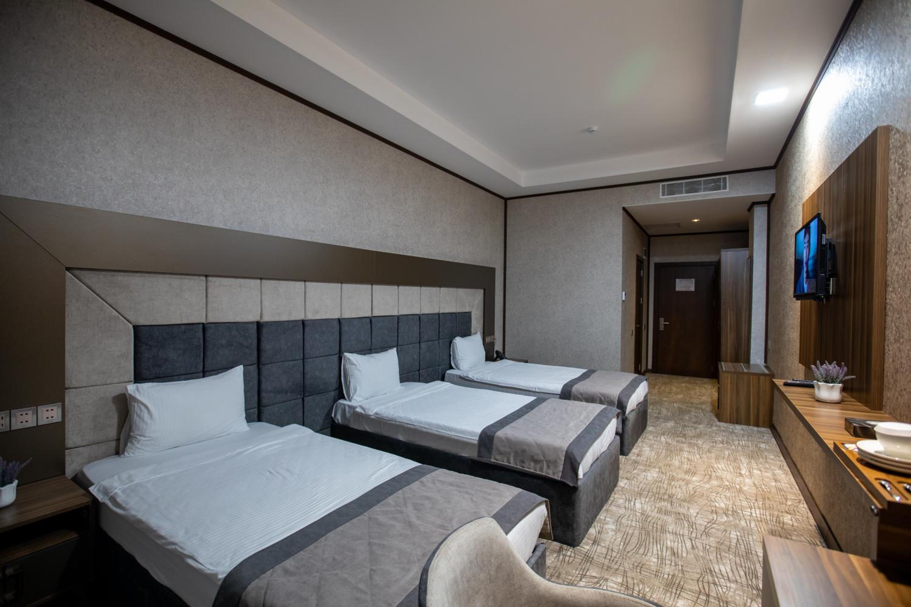Triple Room photo 2