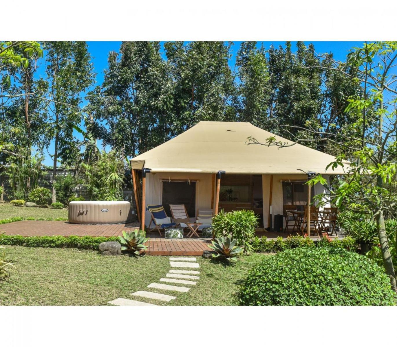 Villa photo 2