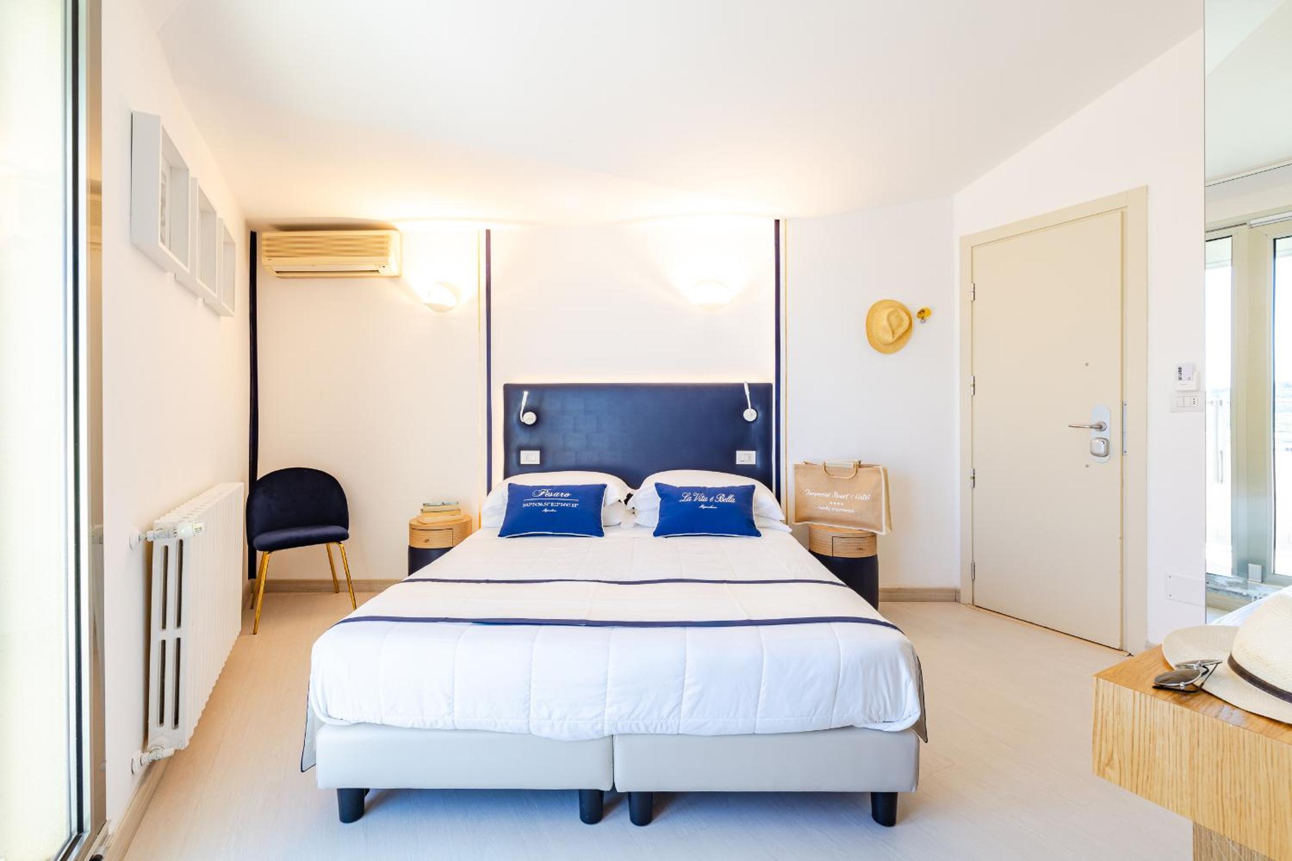 Double Room - Photo 6