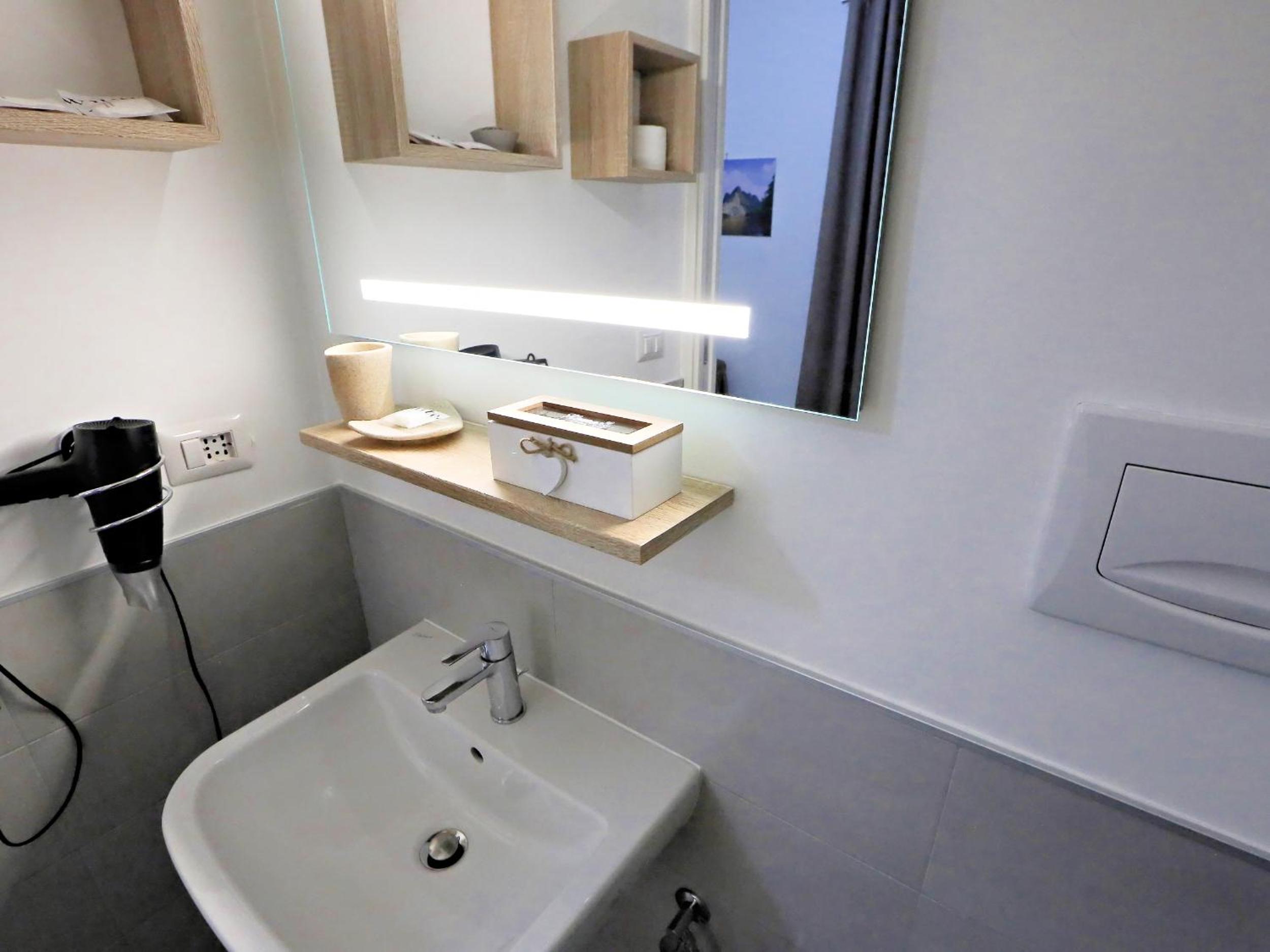 Quadruple Room with Shower photo 3