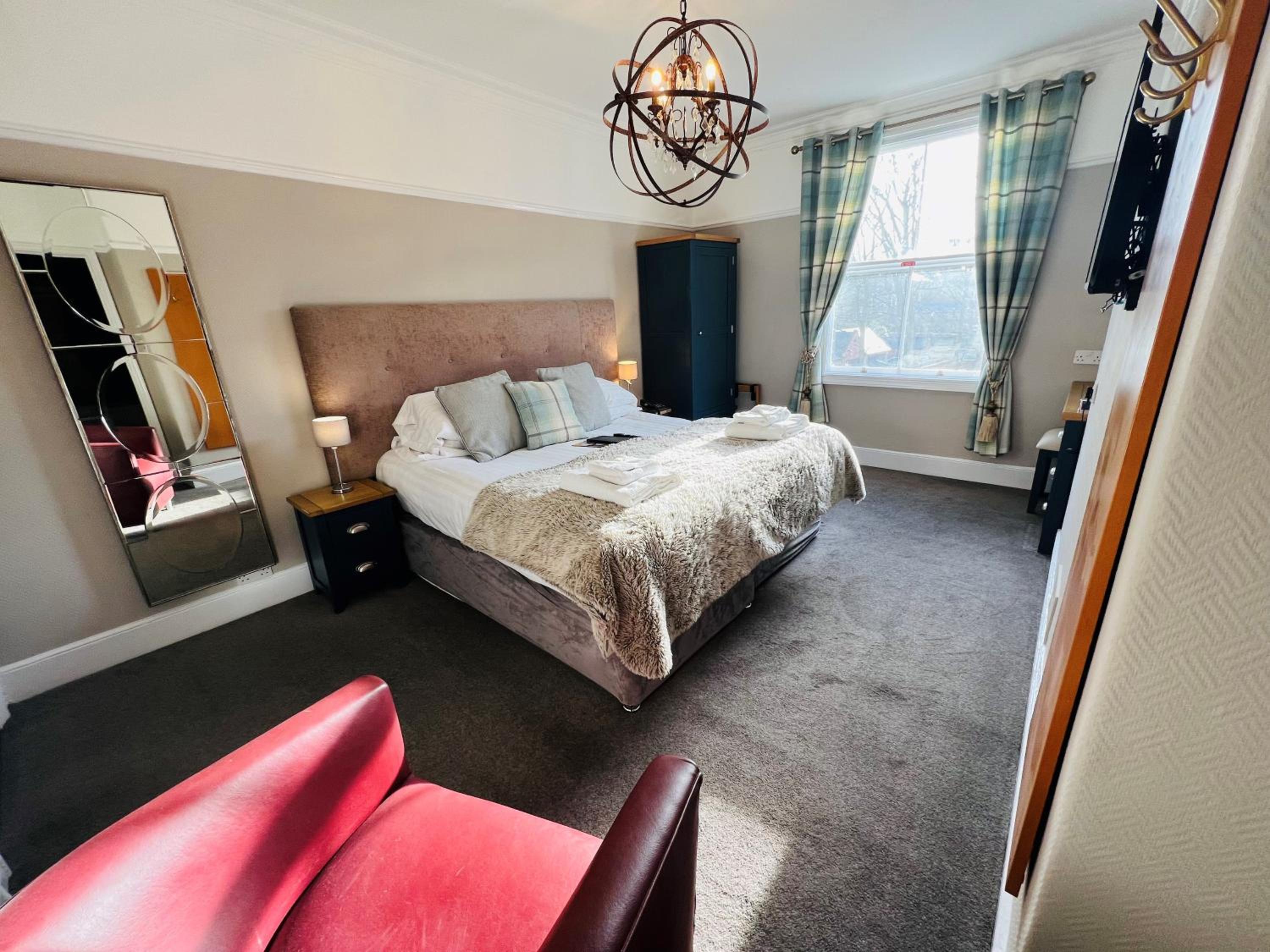 Deluxe King or Twin Room - Photo 1