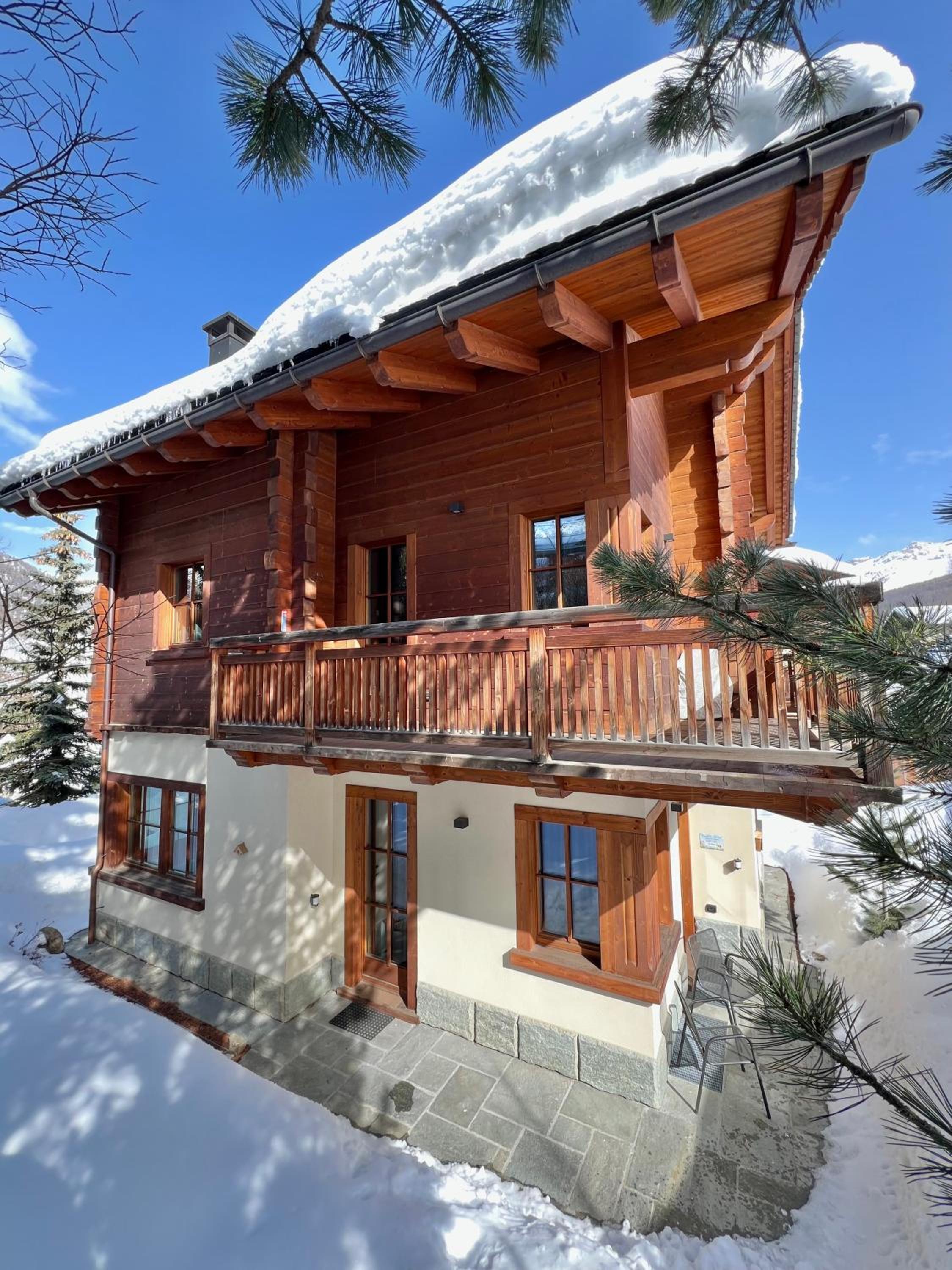Two-Bedroom Chalet photo 3
