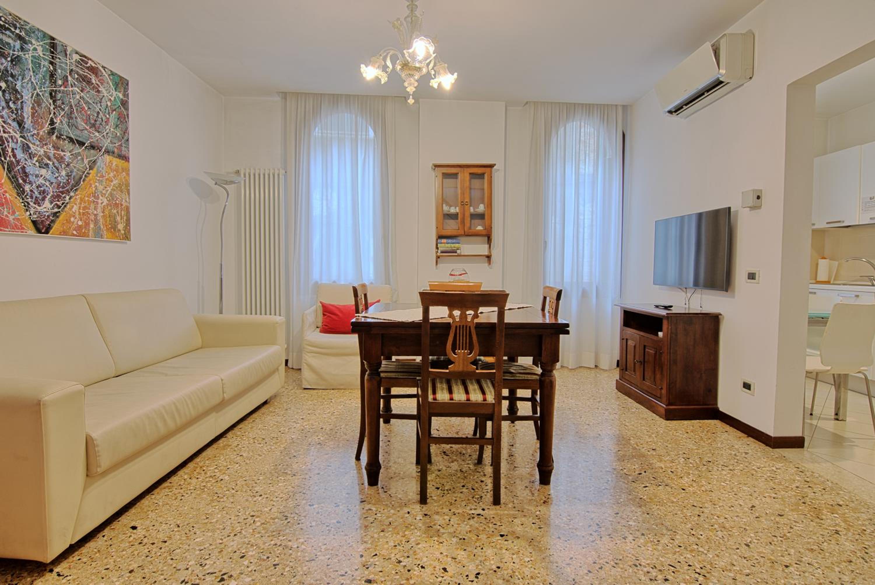 One-Bedroom Apartment with Terrace - Calle Lunga Santa Maria Formosa photo 3