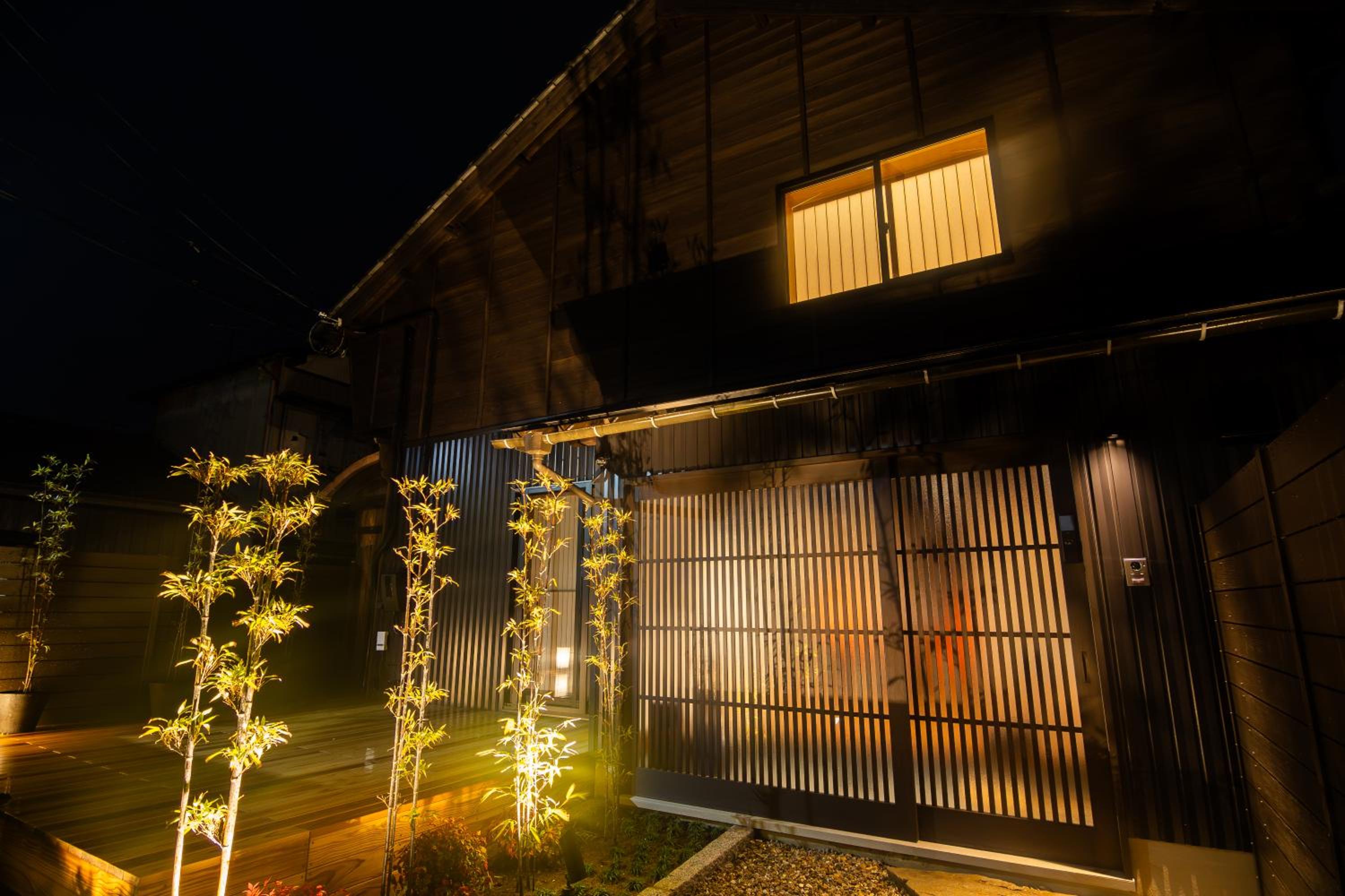 KONOJI: “Machiya” Two-Story Suite with Tatami Room, Wood Deck, Courtyard, 108sqm, Non-Smoking photo 3