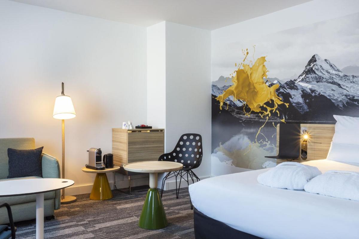 Suite with One Double Bed and Mountain View - Photo 2