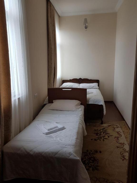 Triple Room with Garden View