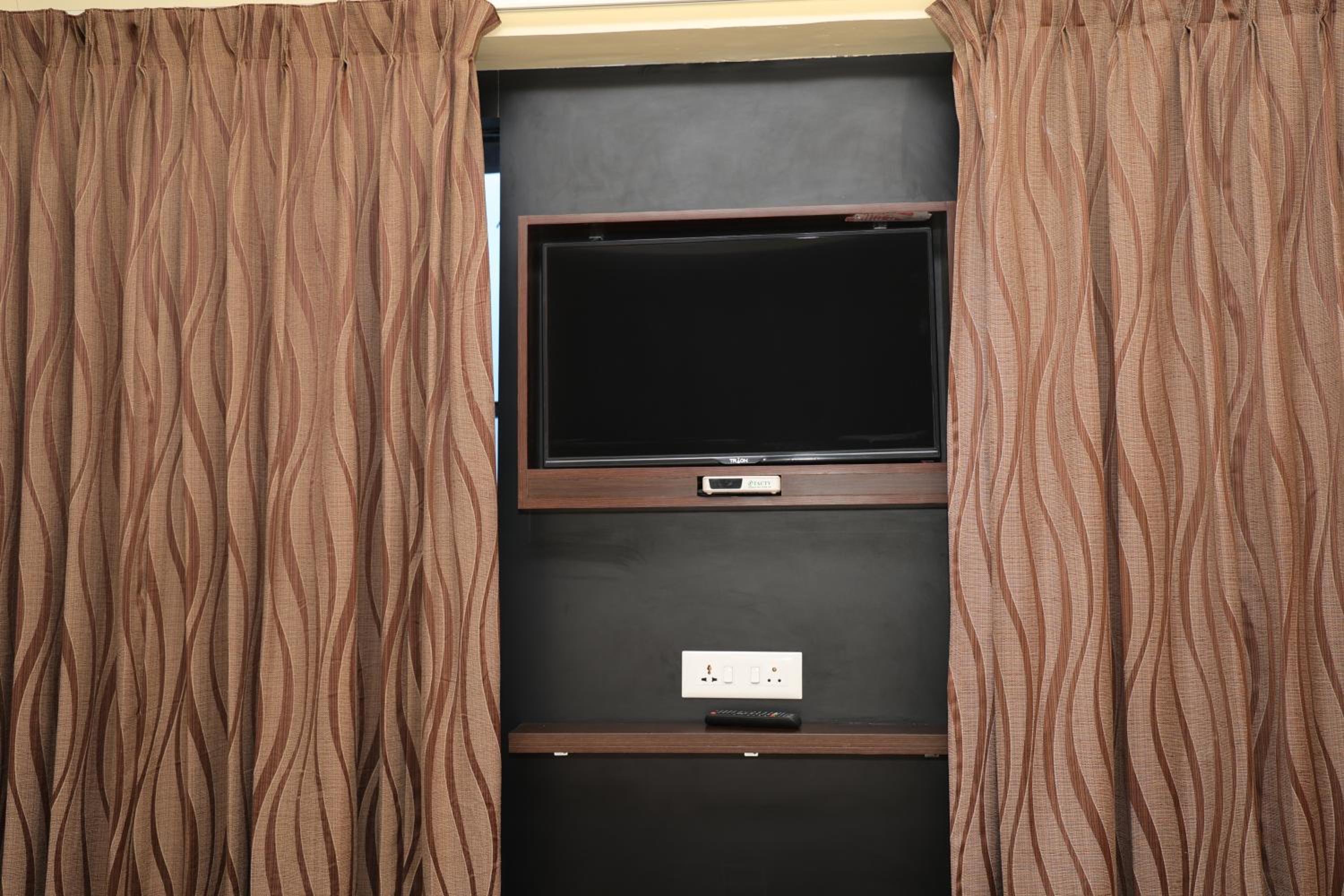 Deluxe Triple Room - Photo 3