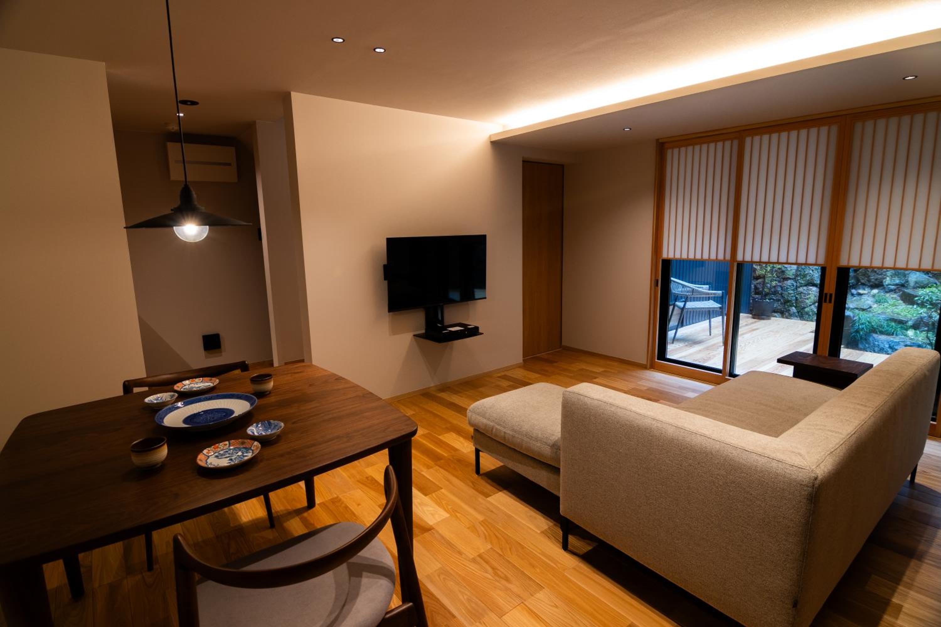 SHIPPO: “Machiya” Two-Story Tatami Bedroom Suite with Wood Deck, Courtyard, 67sqm, Non-Smoking