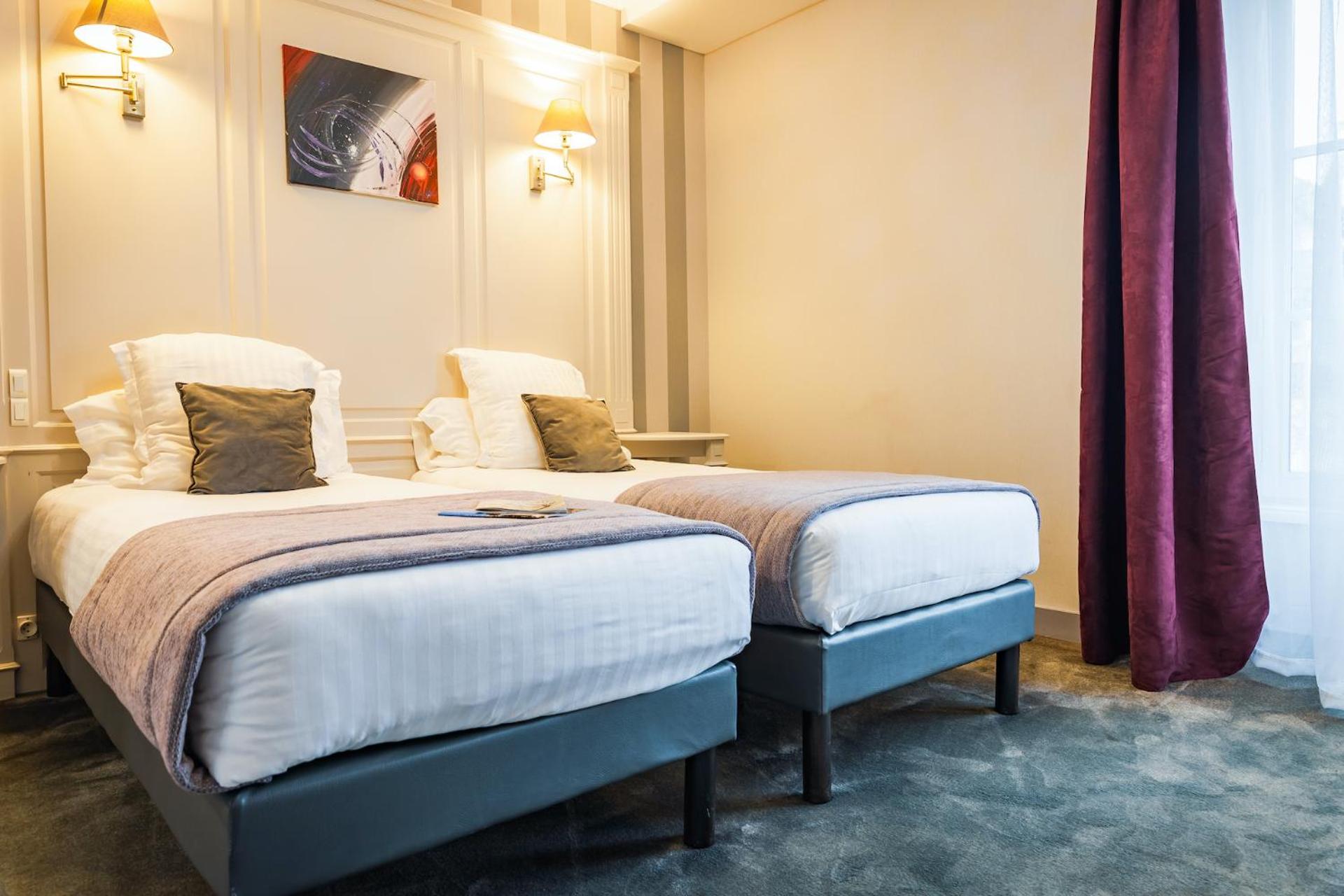Superior Twin Room - Photo 4