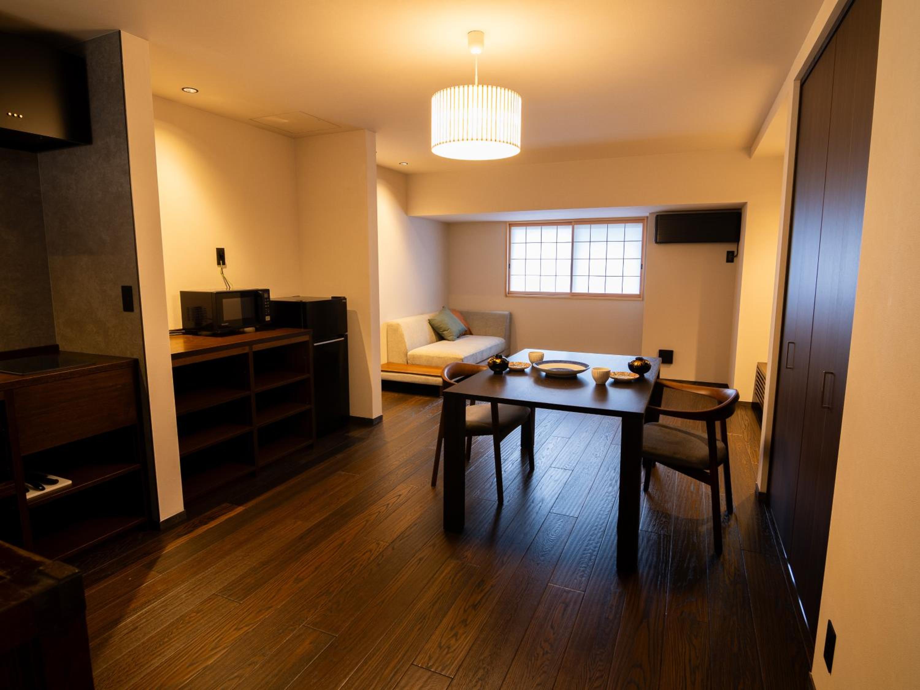MATSUKAWABISHI: “Machiya” Two-Story Suite with Courtyard and Bath with a View, 65sqm, Non-Smoking
