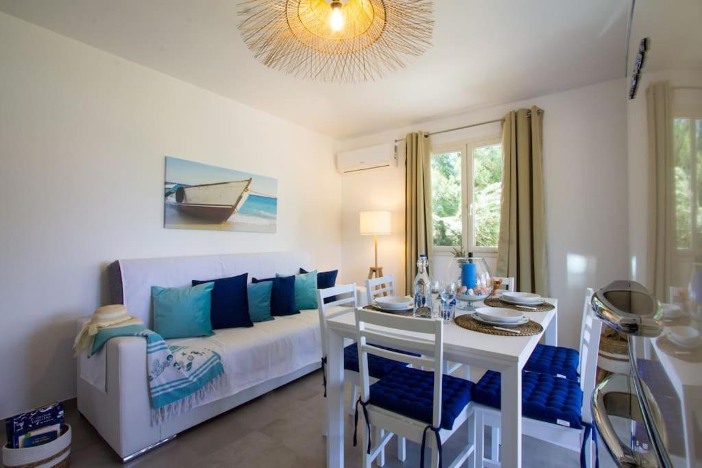 Three-Bedroom Villa photo 2