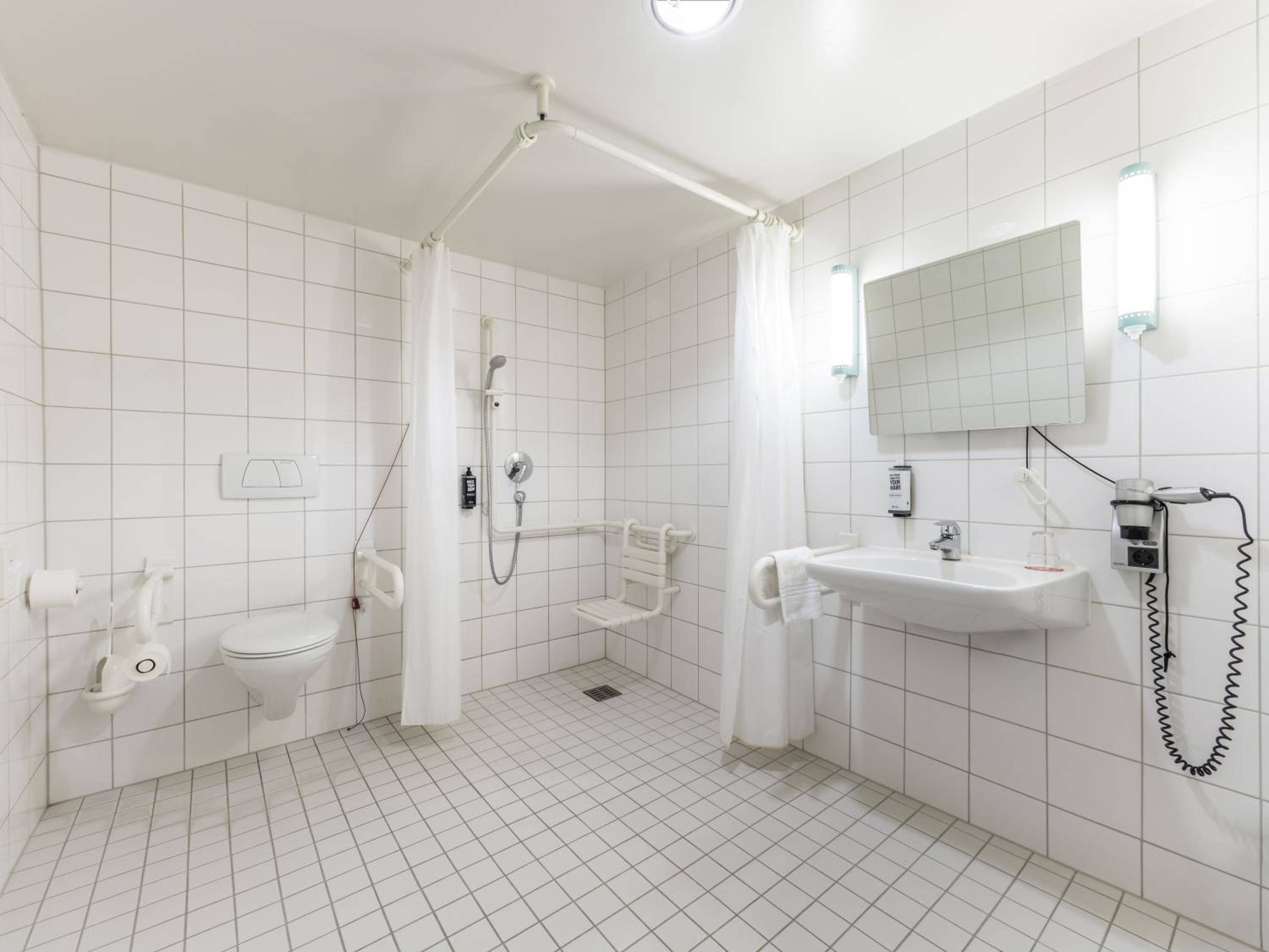 ibis Stuttgart Centrum - Photo 39