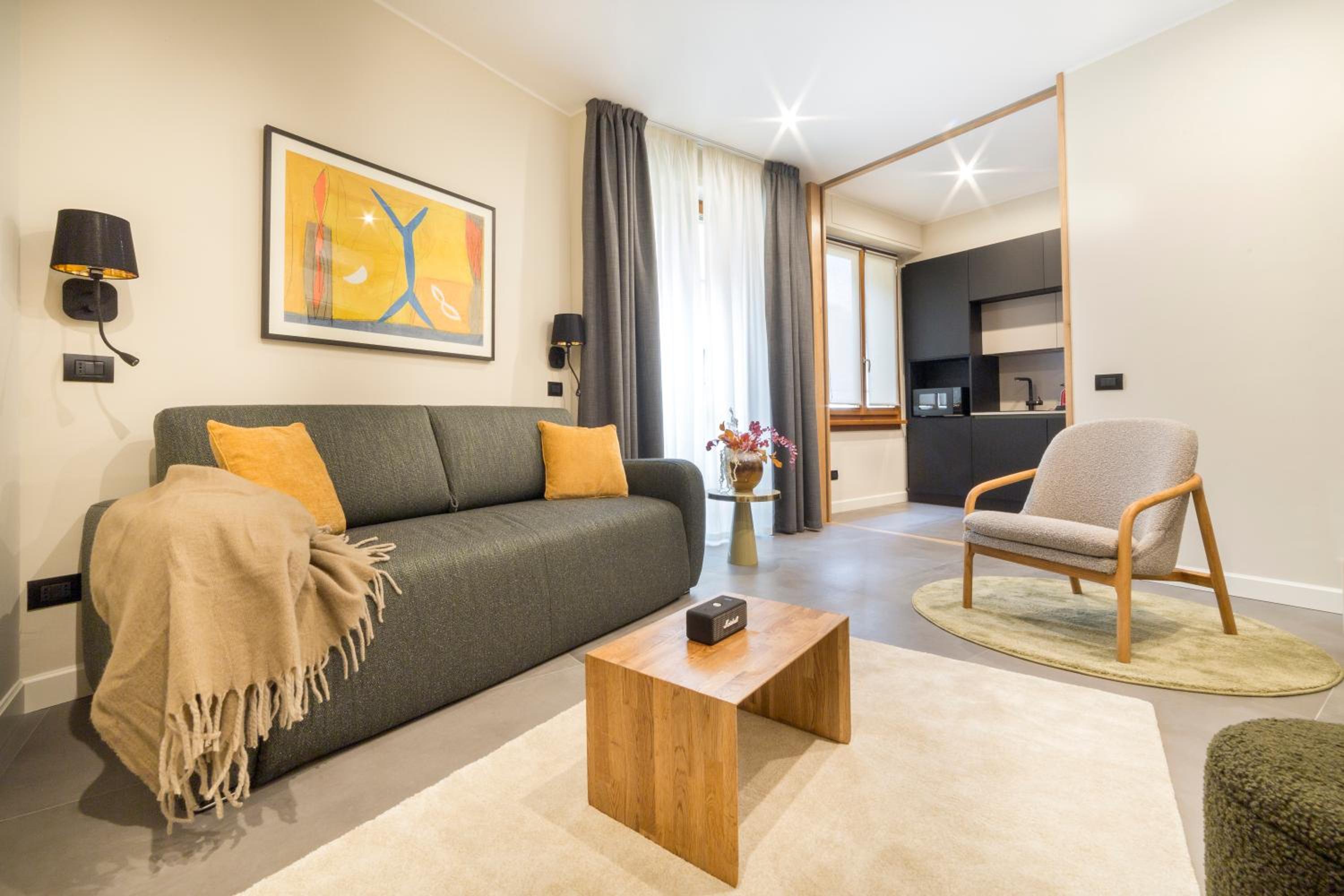 One-Bedroom Apartment