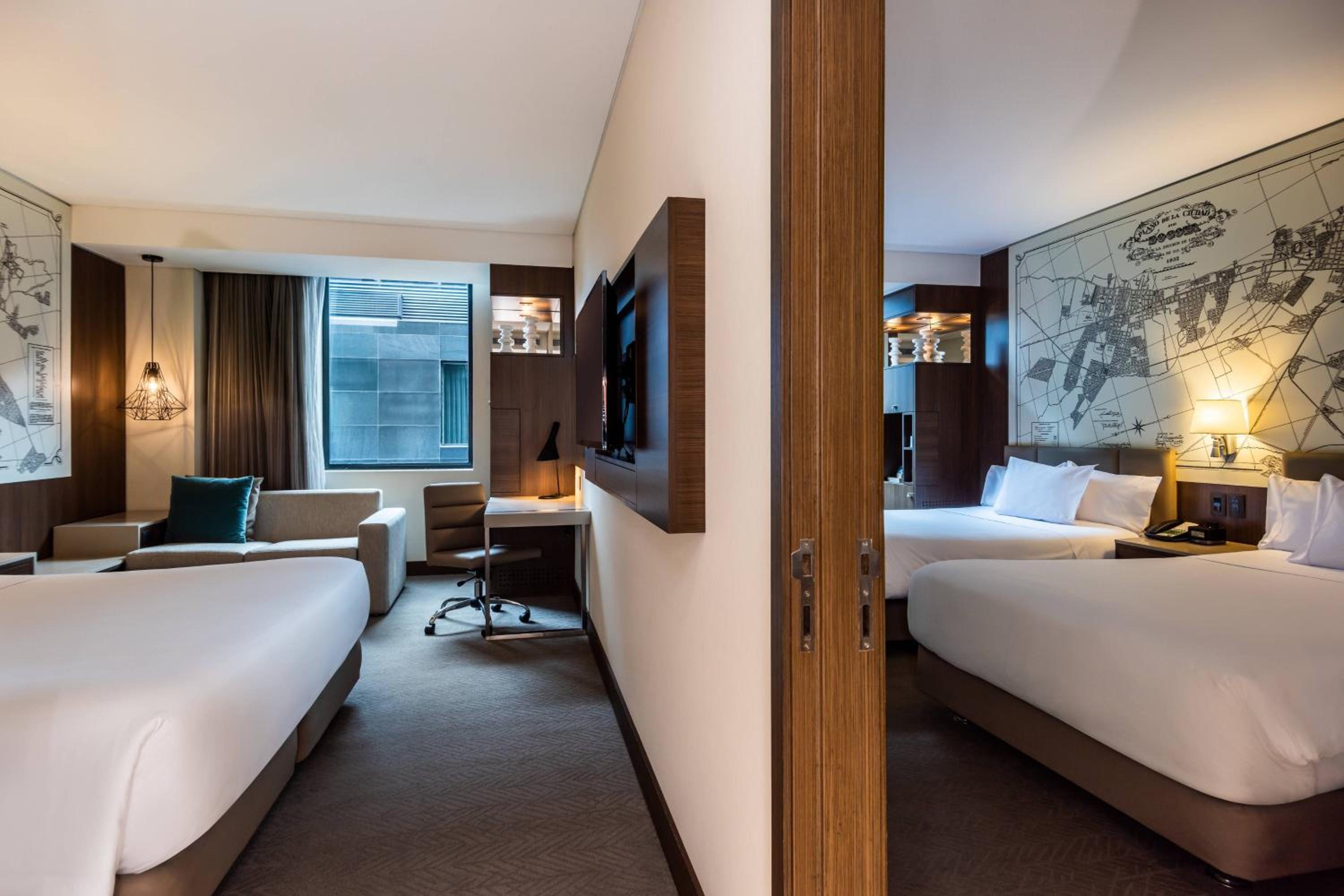 Superior Twin Room with Two Twin Beds photo 2