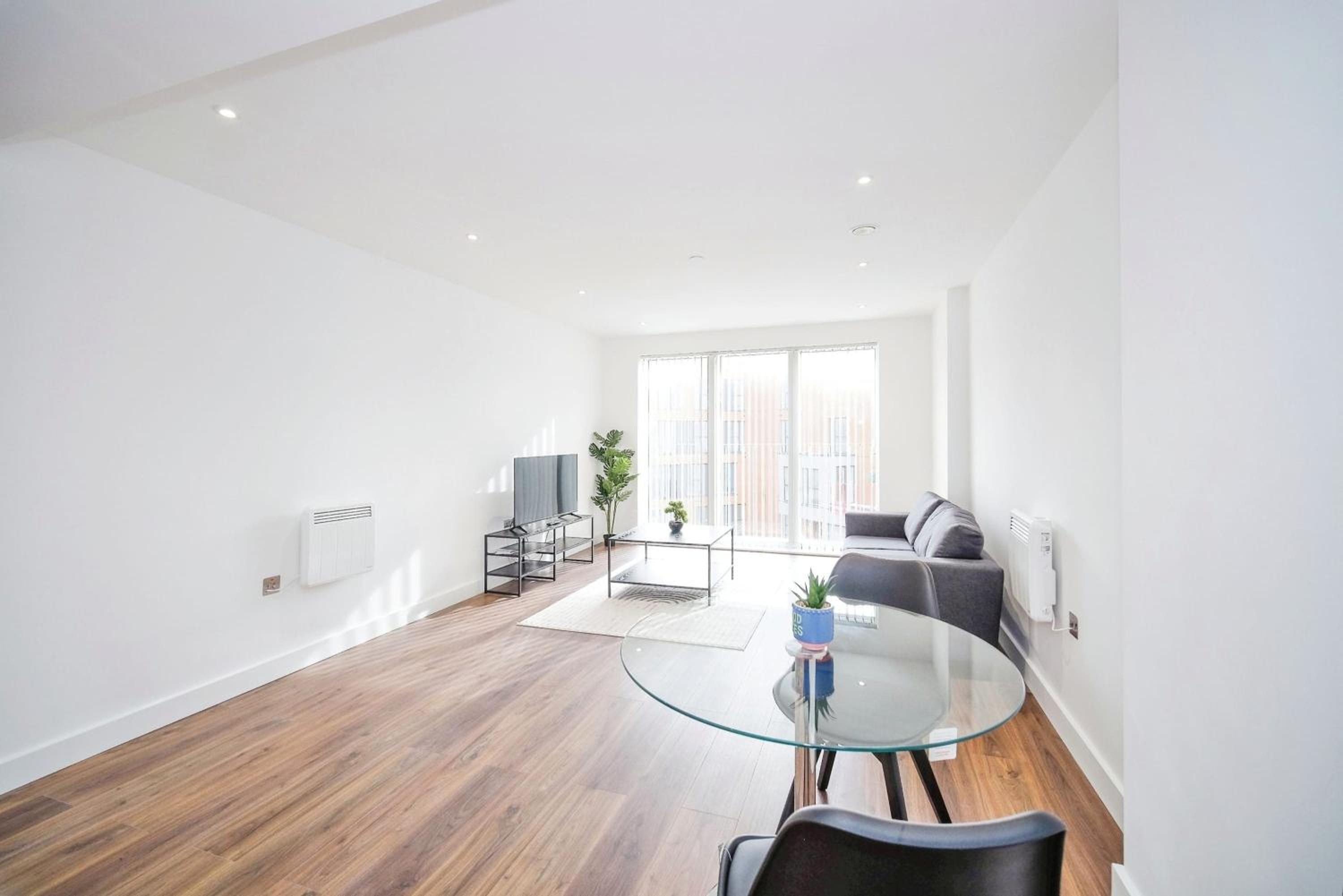 Apartment photo 2
