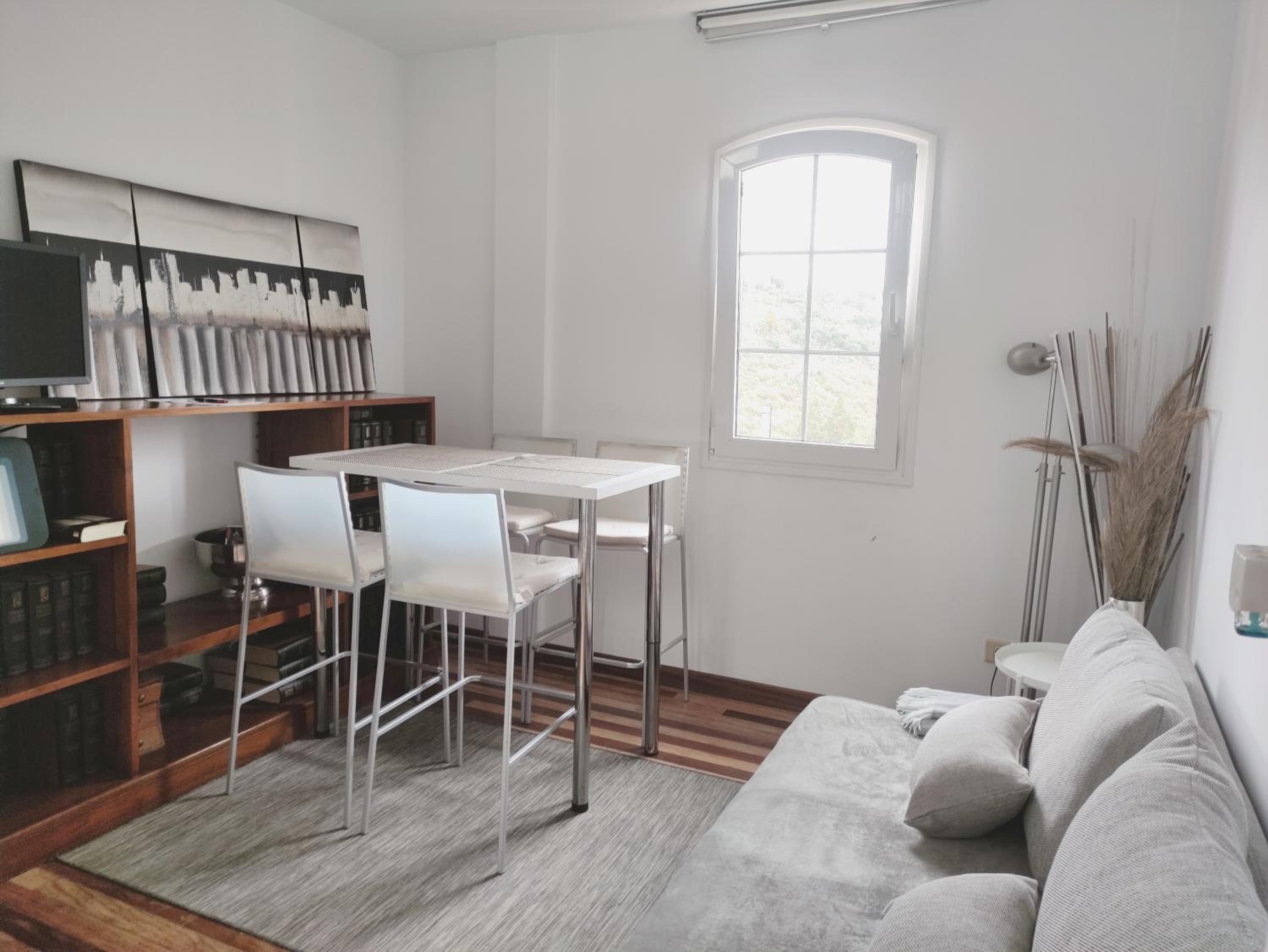 Apartment with Garden View - Photo 22