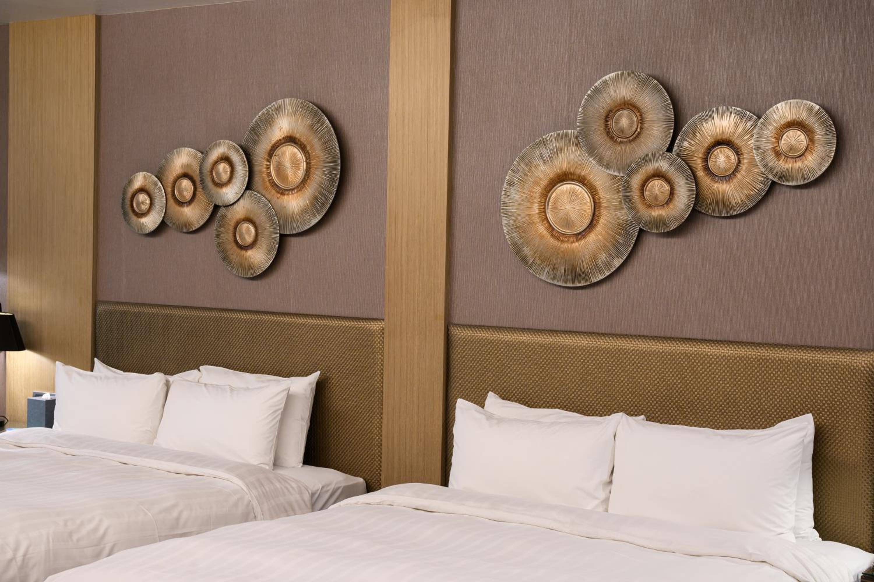 Family Suite - Photo 9