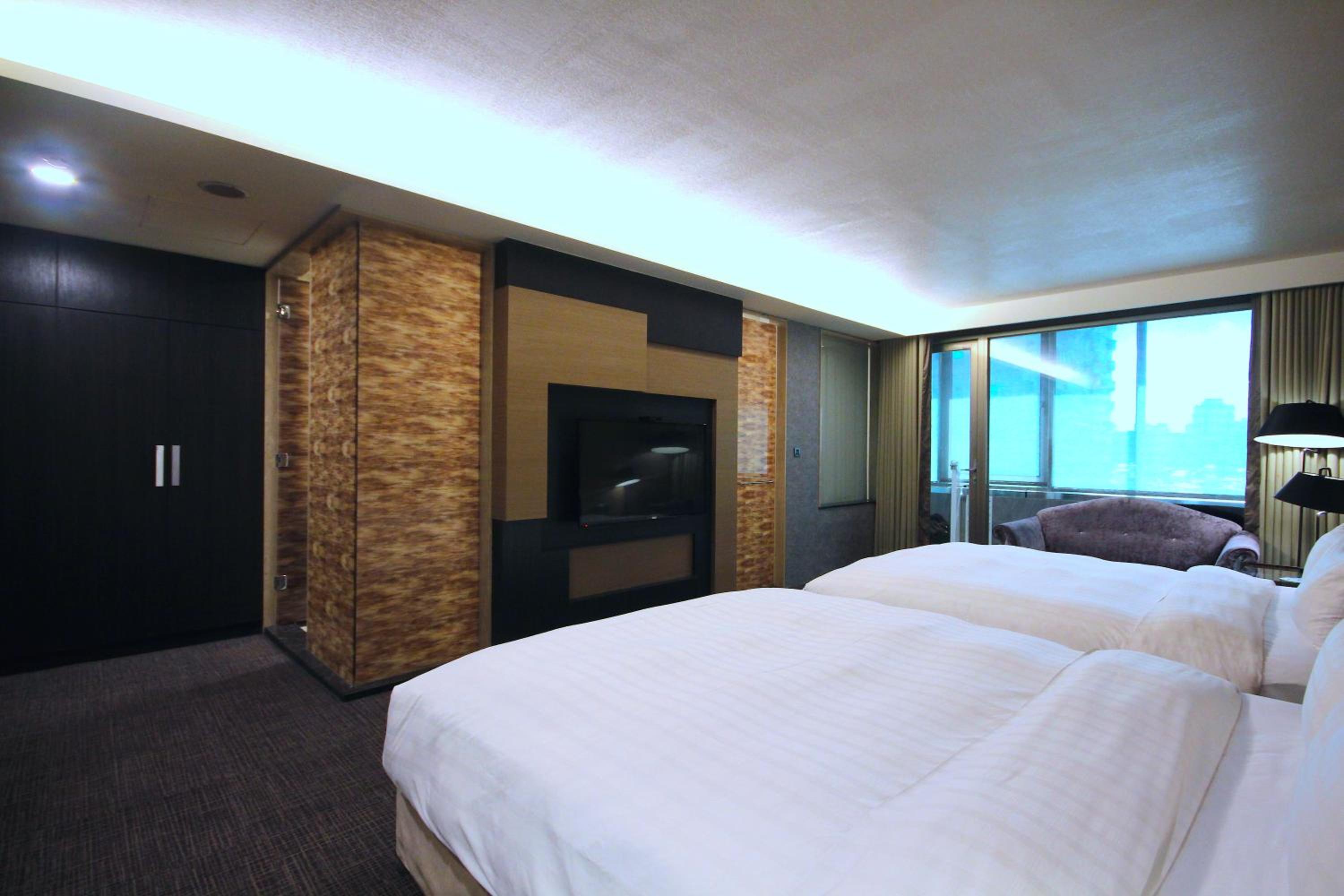 Family Suite - Photo 8