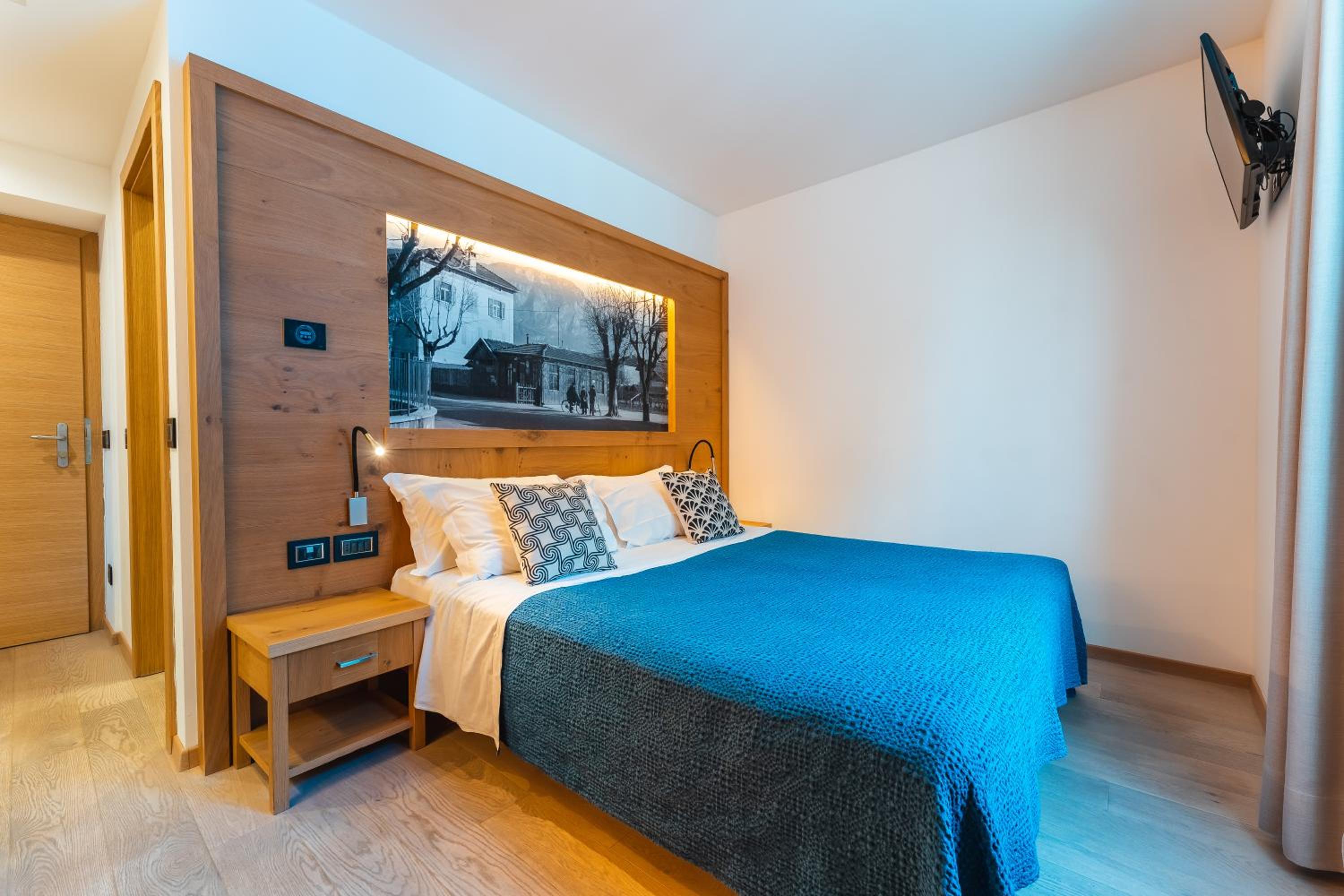 Deluxe Double Room with Terrace - Photo 1