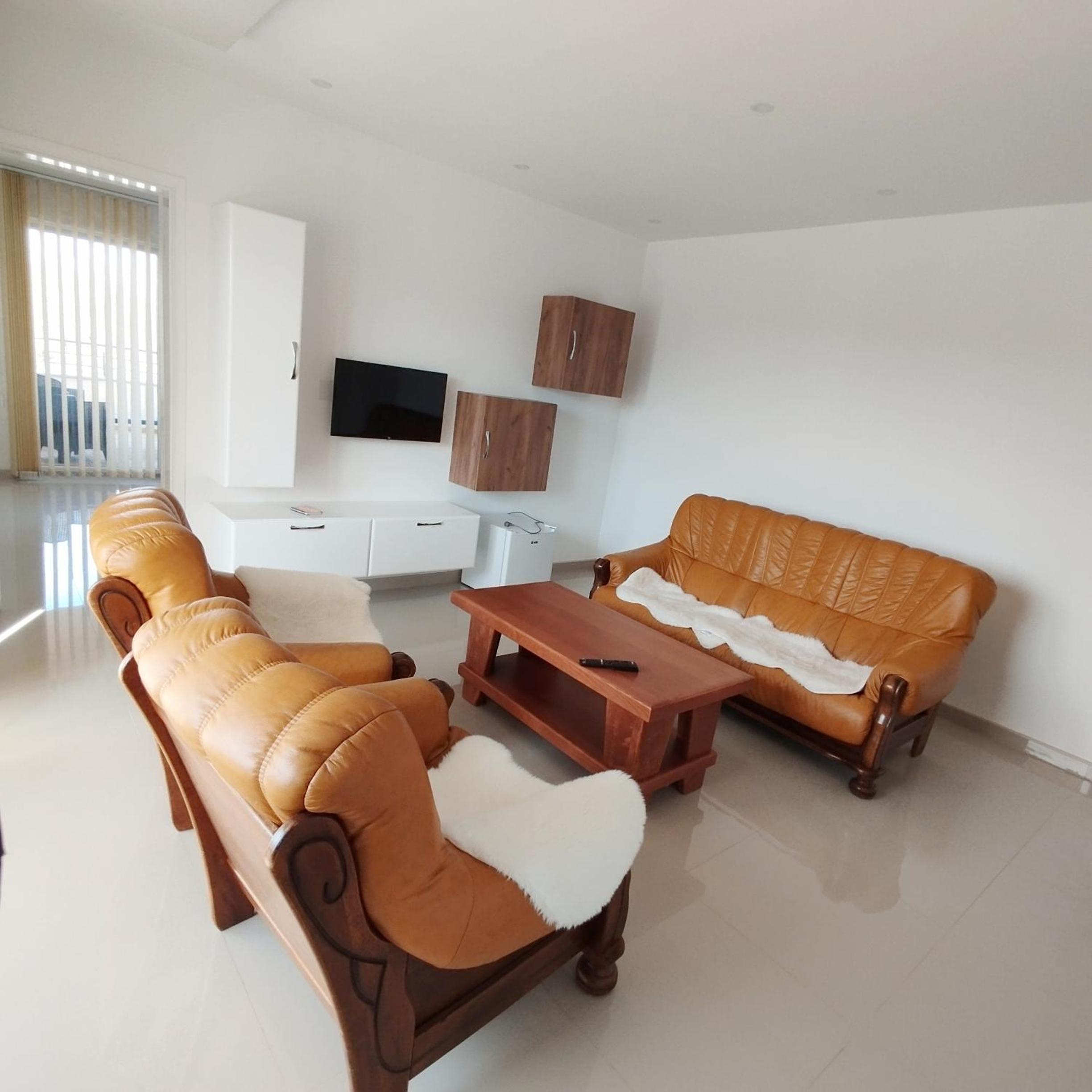 Apartment - Ground Floor photo 3