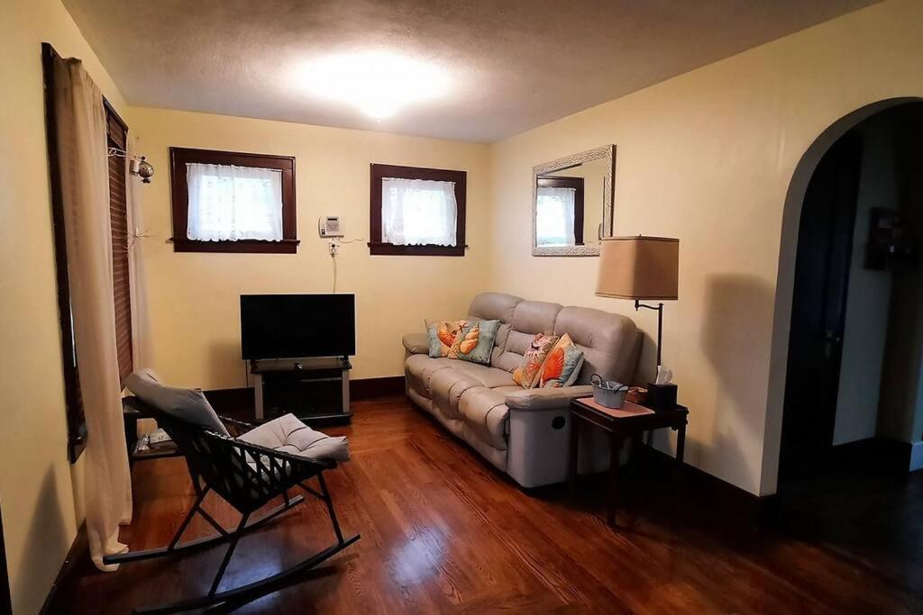 Four-Bedroom House photo 1