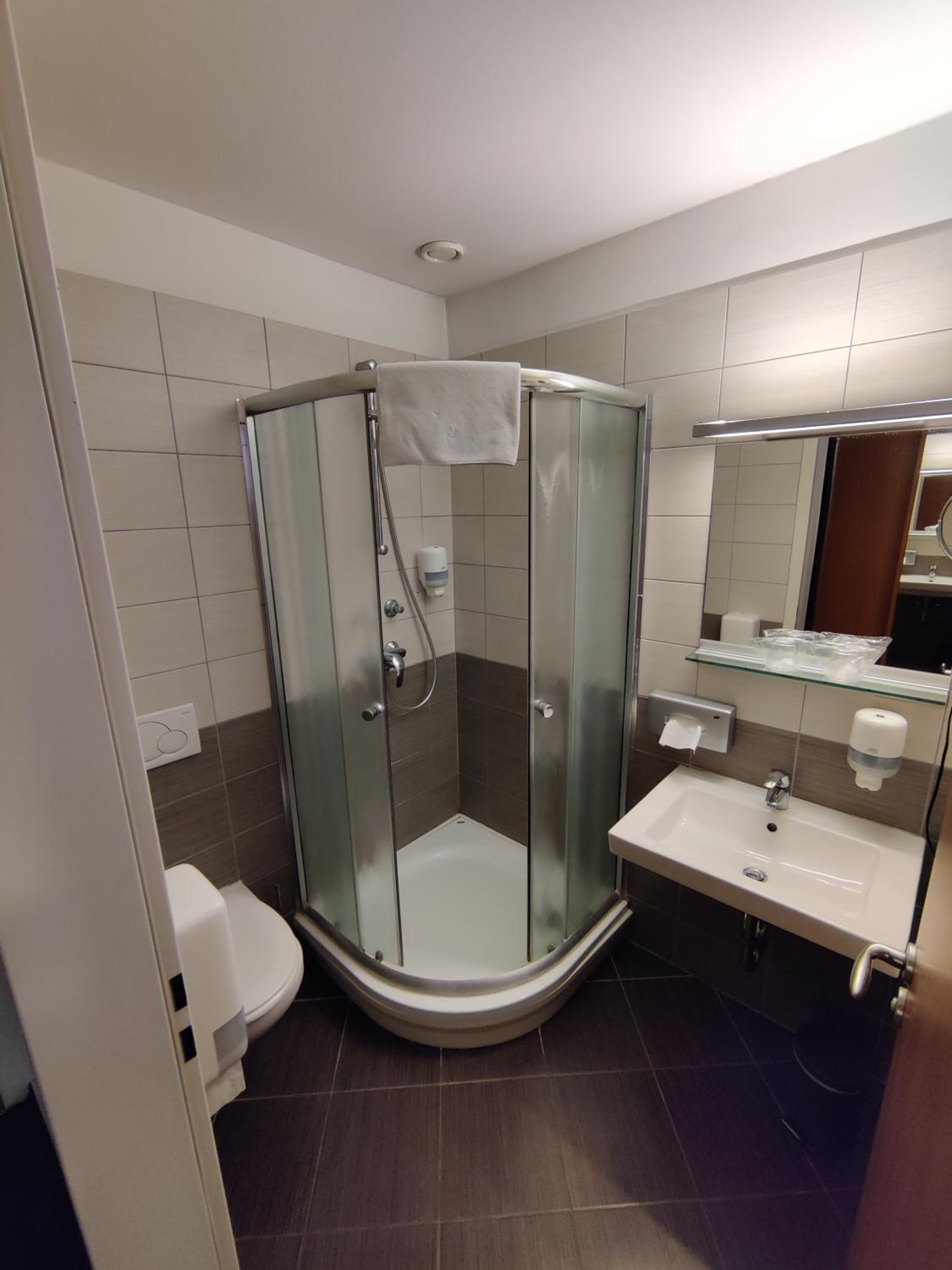 Single Room photo 3